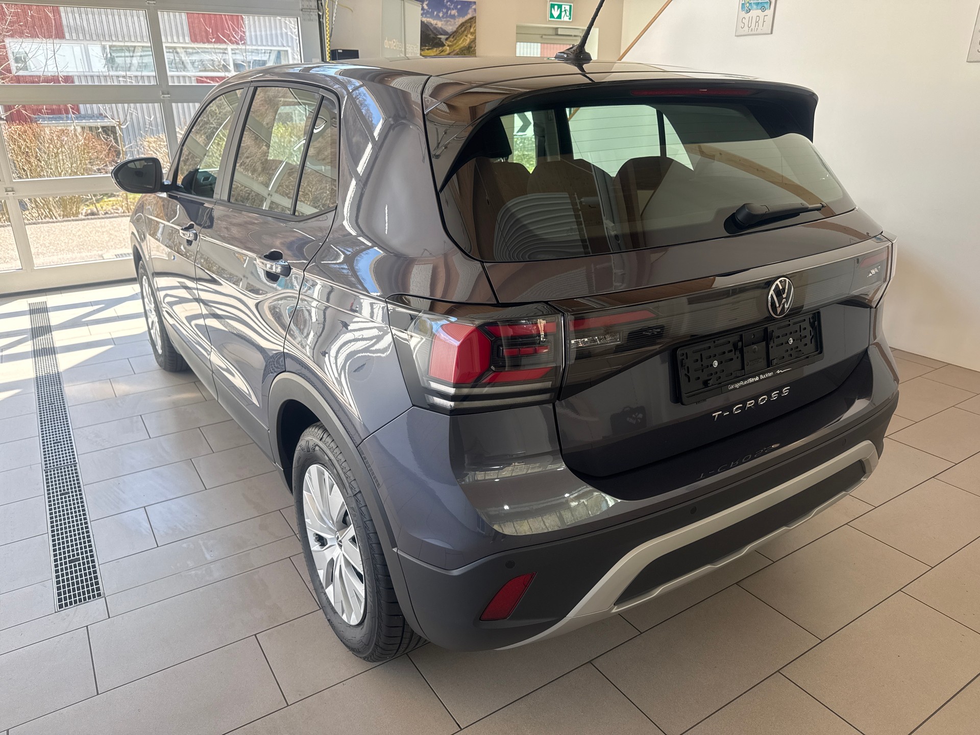 VW T-Cross 1.0 TSI-image-2