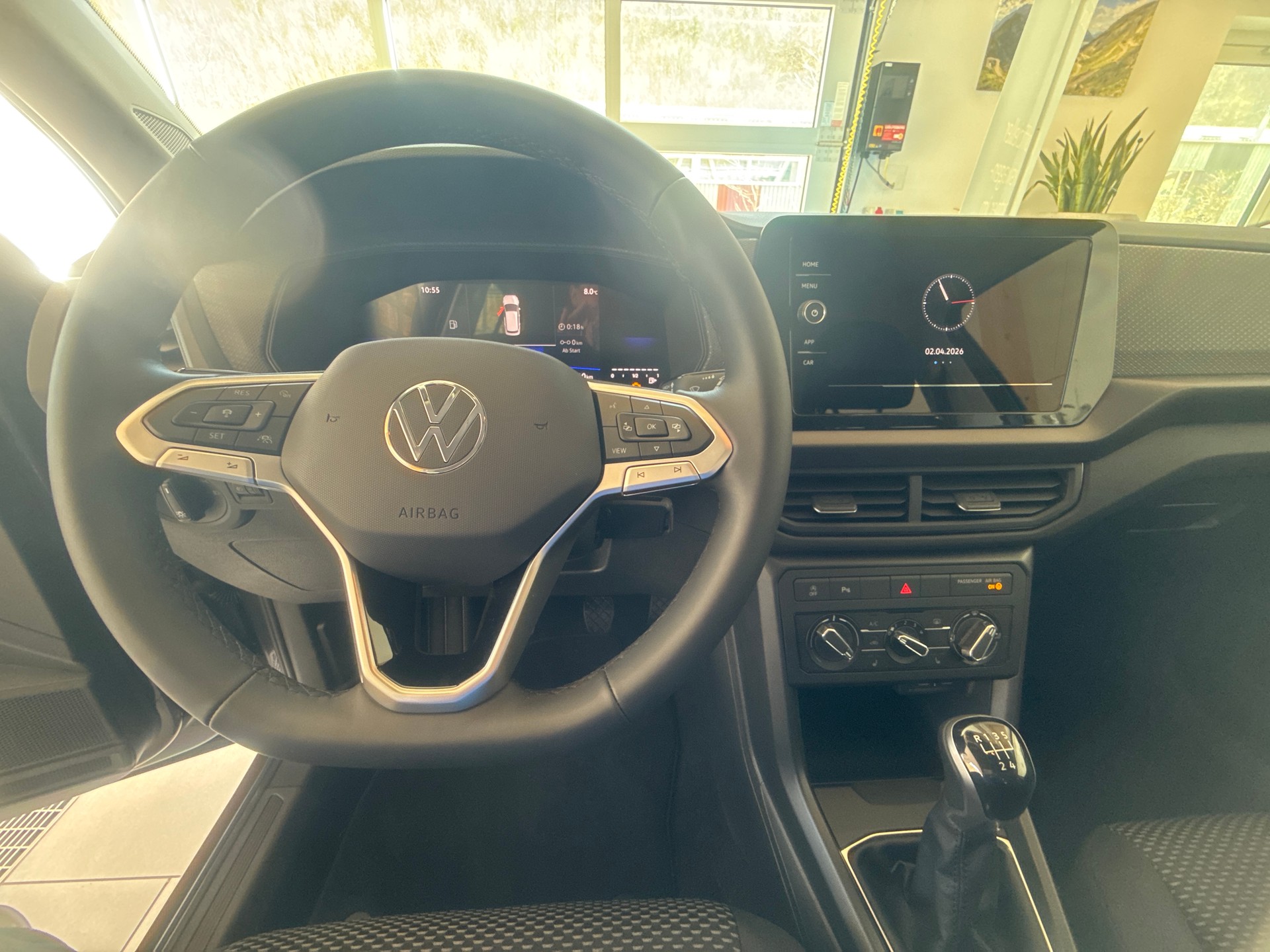 VW T-Cross 1.0 TSI-image-6