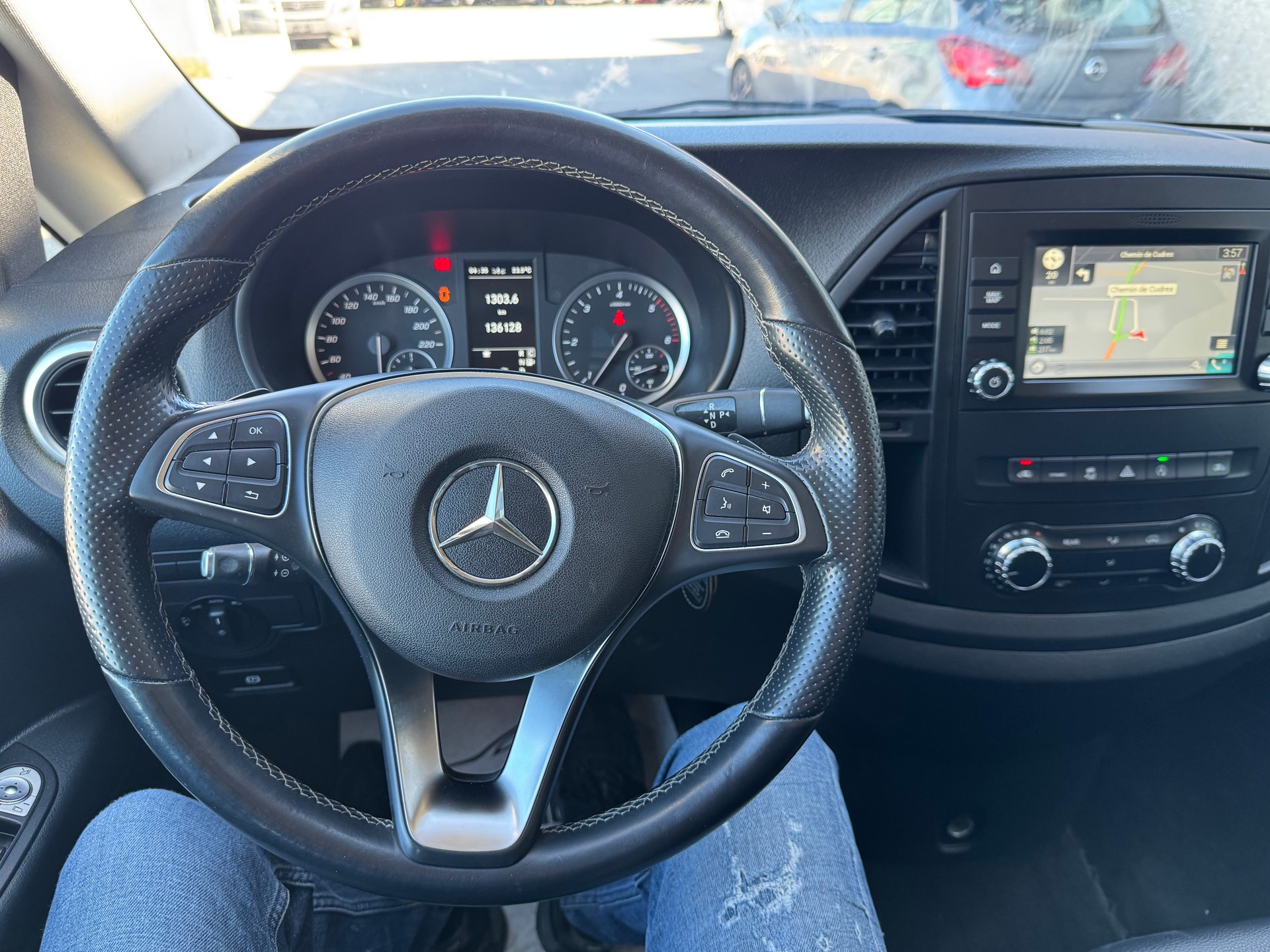 MERCEDES-BENZ Vito 116 CDI Lang Base Tourer 9G-Tronic-image-4