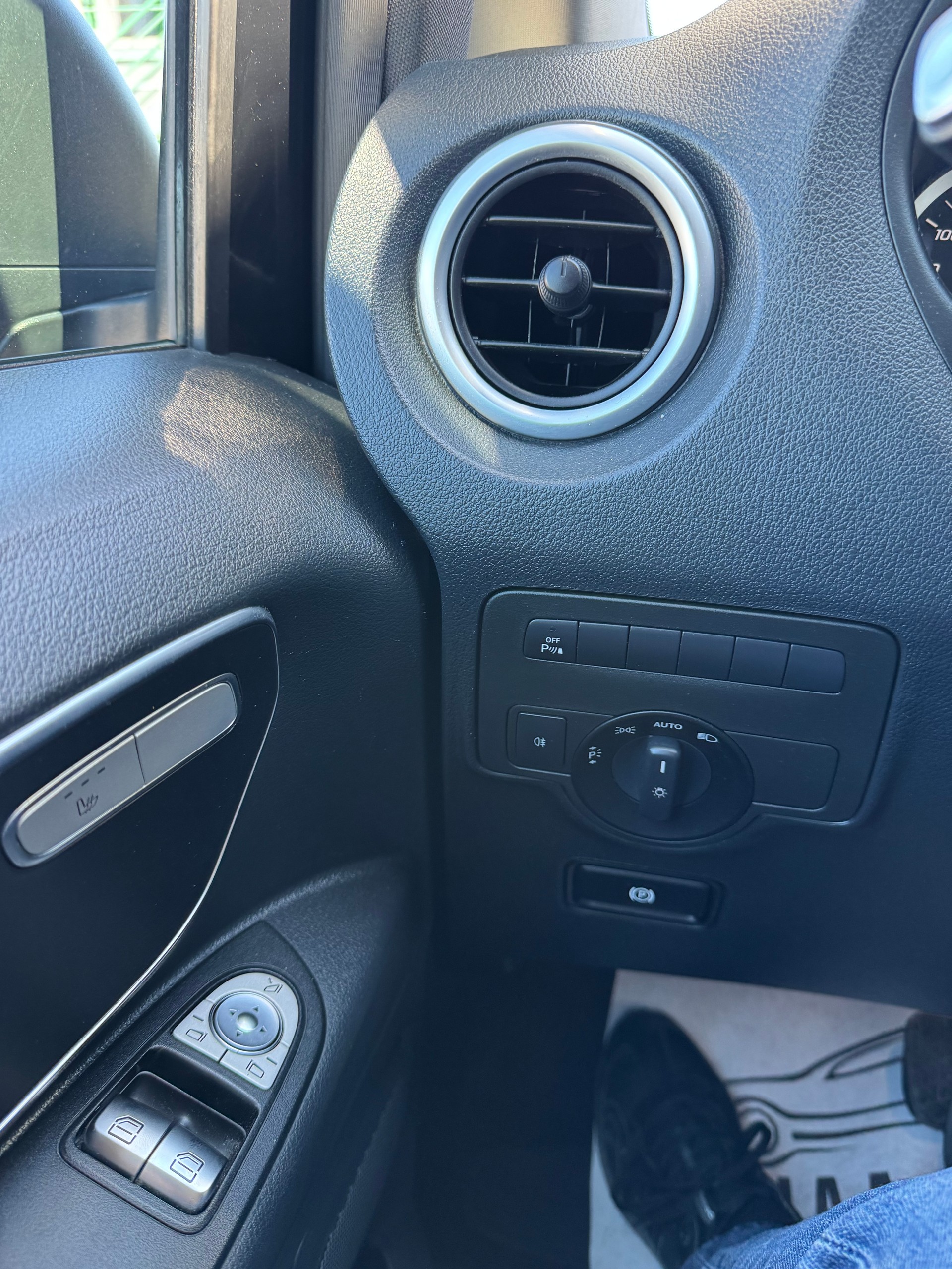 MERCEDES-BENZ Vito 116 CDI Lang Base Tourer 9G-Tronic-image-8