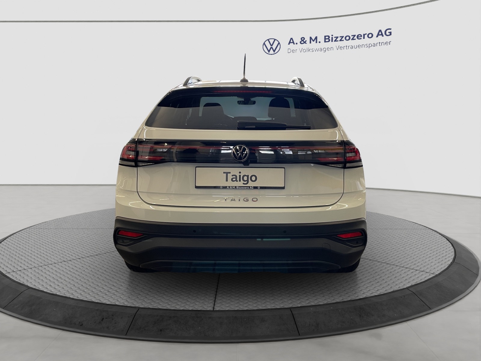 VW Taigo 1.0 TSI Life United DSG-image-3