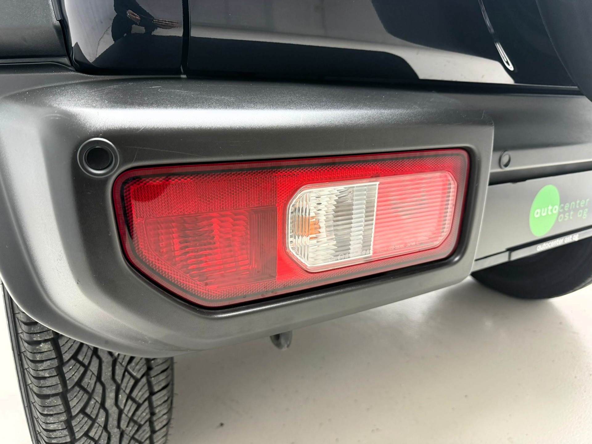 SUZUKI Jimny 1.5 Compact+ 4x4 Automat + 4 Platzer + PDC-image-19