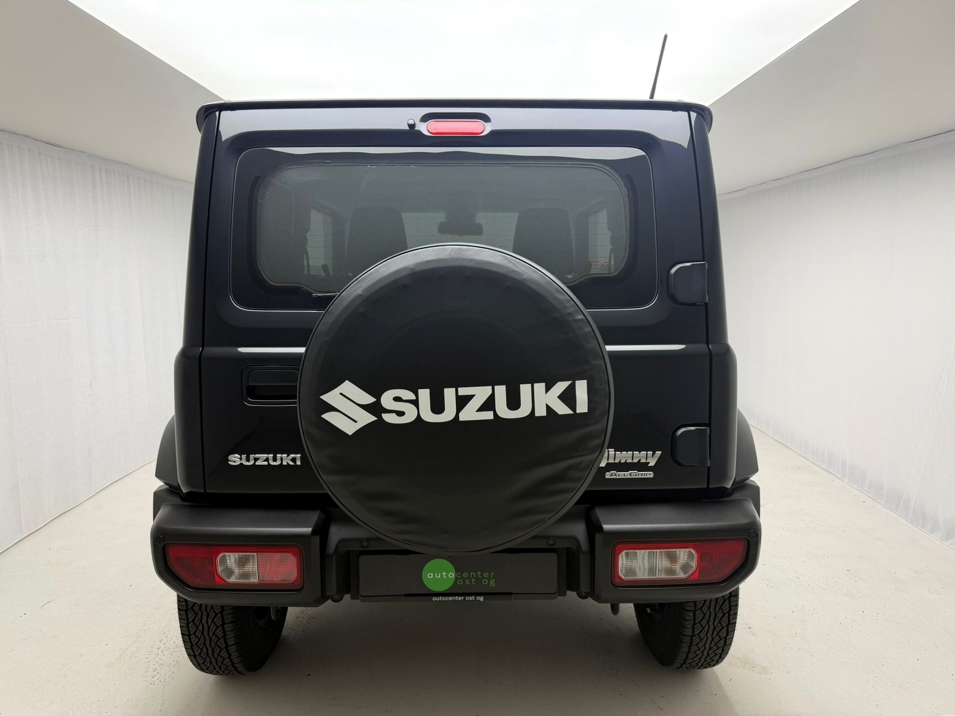 SUZUKI Jimny 1.5 Compact+ 4x4 Automat + 4 Platzer + PDC-image-7