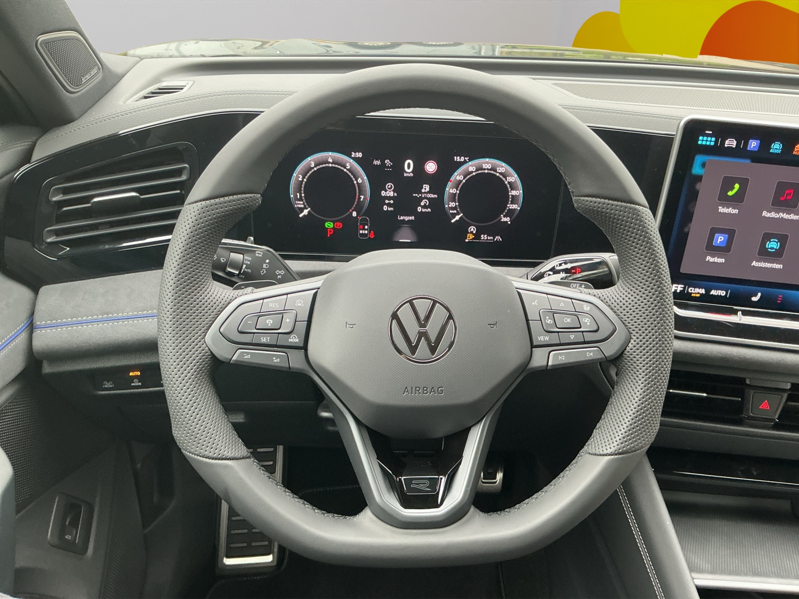 VW Tiguan 2.0 TSI DSG R-Line 4Motion-image-5