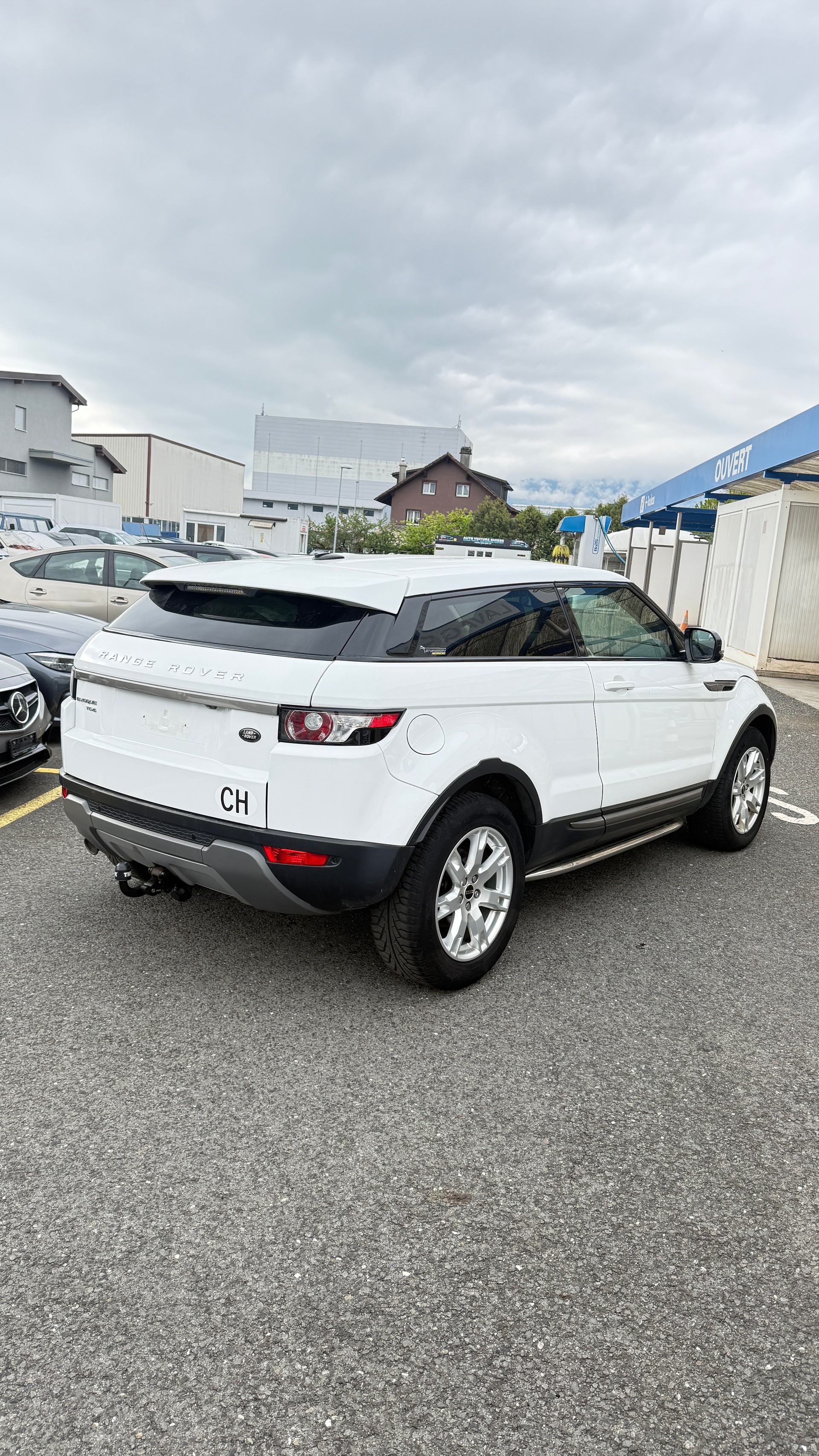LAND ROVER Range Rover Evoque 2.2 TD4 Prestige AT6-image-3