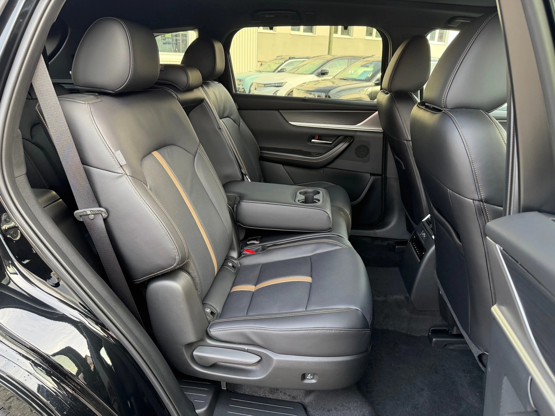 MAZDA CX-80 e-Skyactiv D254 MHEV AWD Homura Plus-image-9