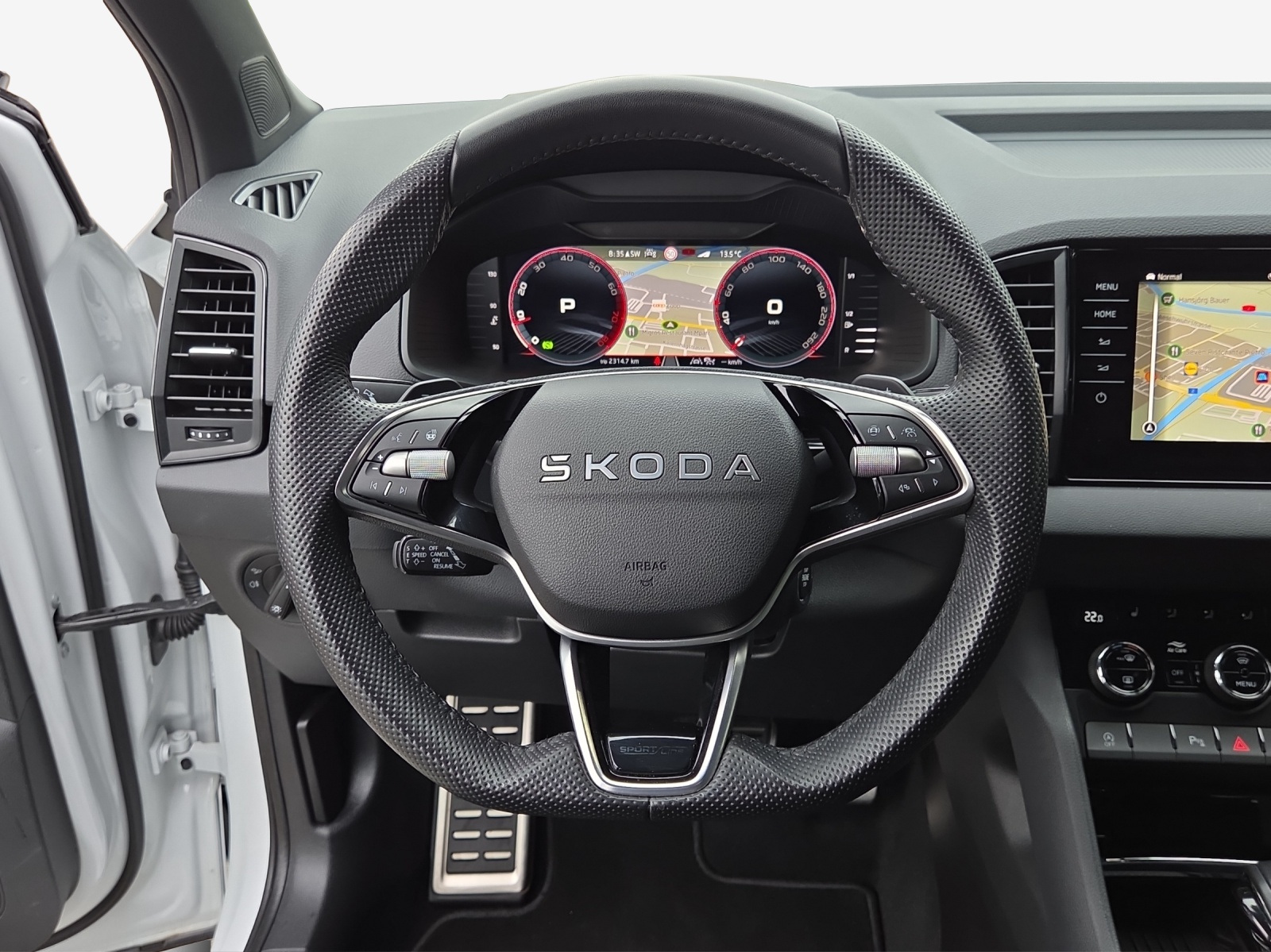 SKODA Karoq 2.0 TSI SportLine 4x4 DSG-image-9
