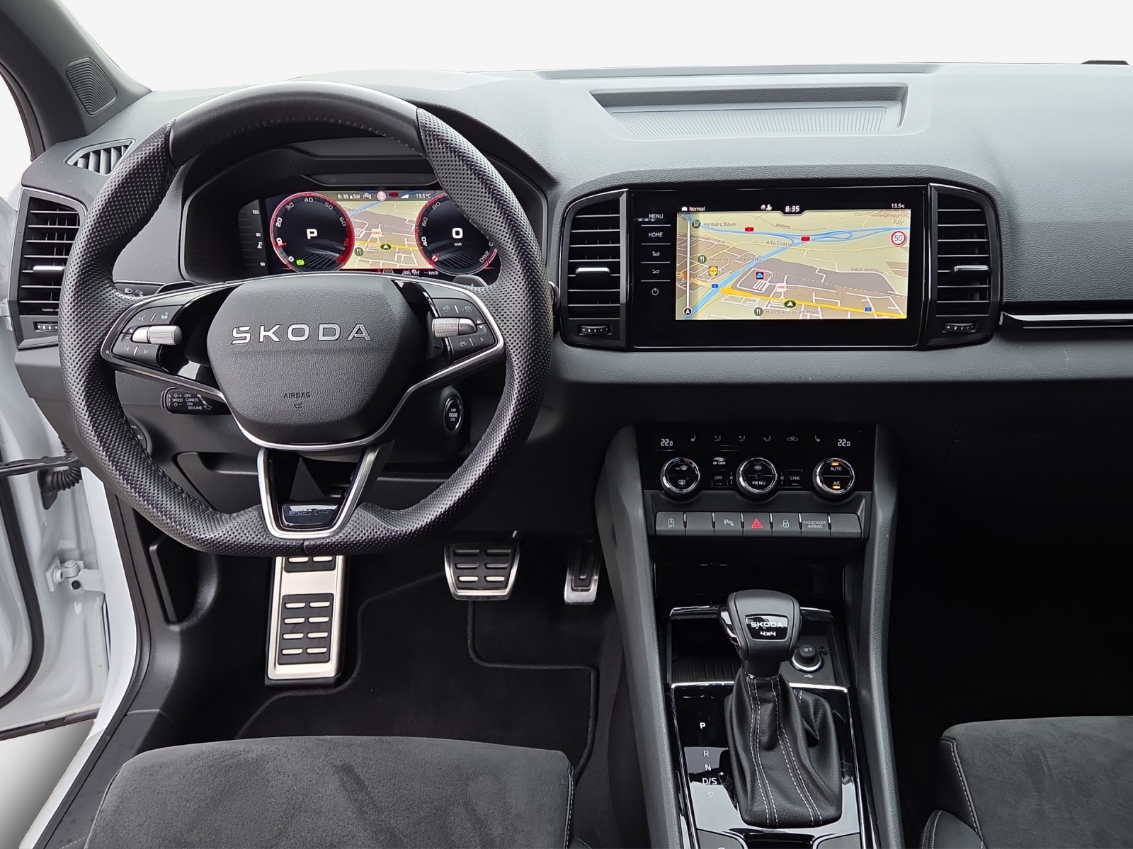 SKODA Karoq 2.0 TSI SportLine 4x4 DSG-image-8