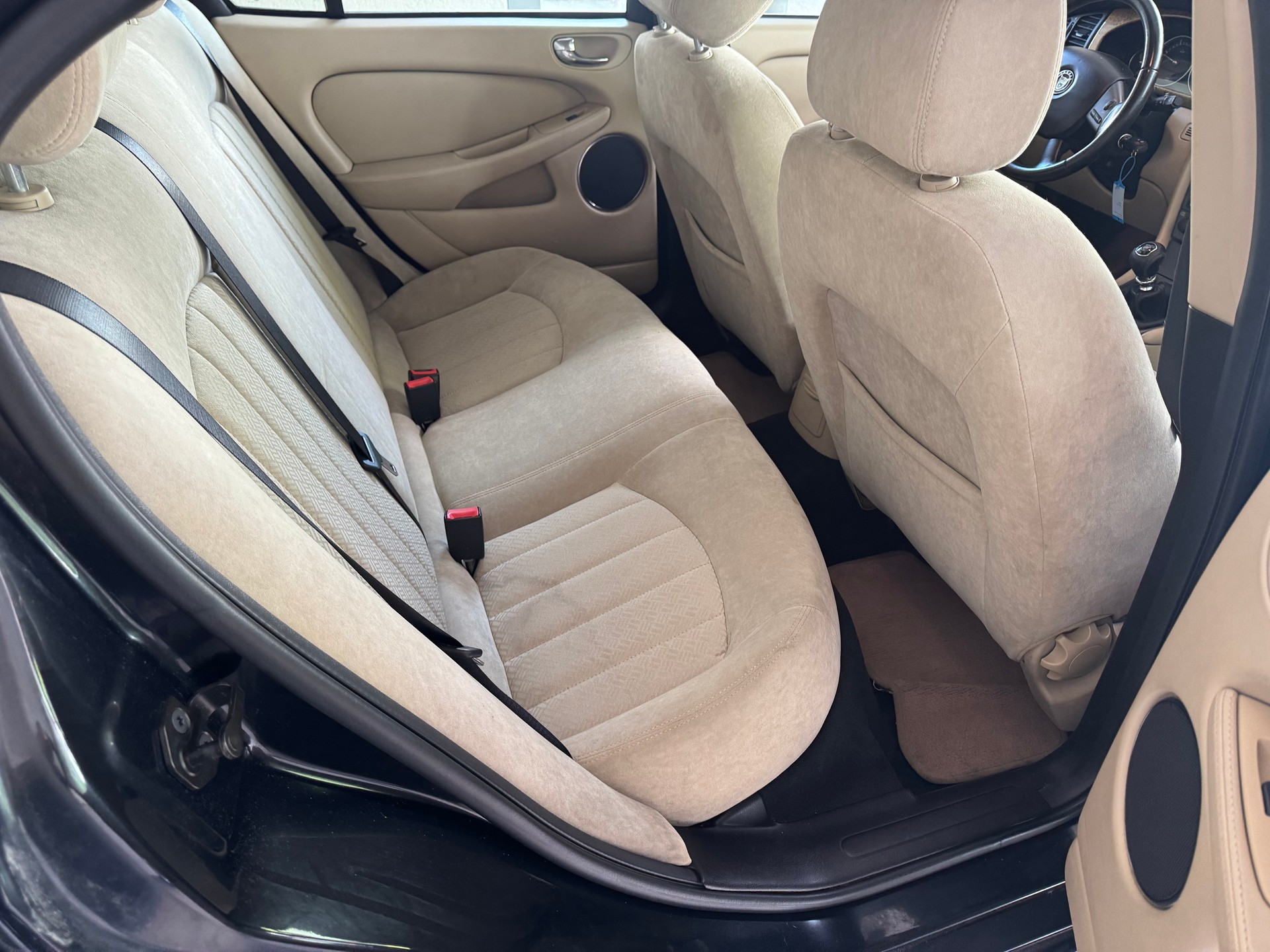 JAGUAR X-Type 2.2D Classic-image-12