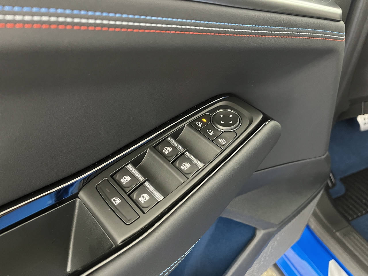 RENAULT Rafale 1.2 E-Tech Plug-in Atelier Alpine-image-12