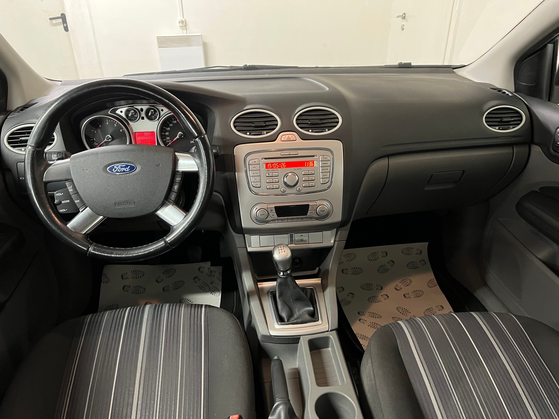 FORD Focus 1.8i Flexifuel Carving-image-10