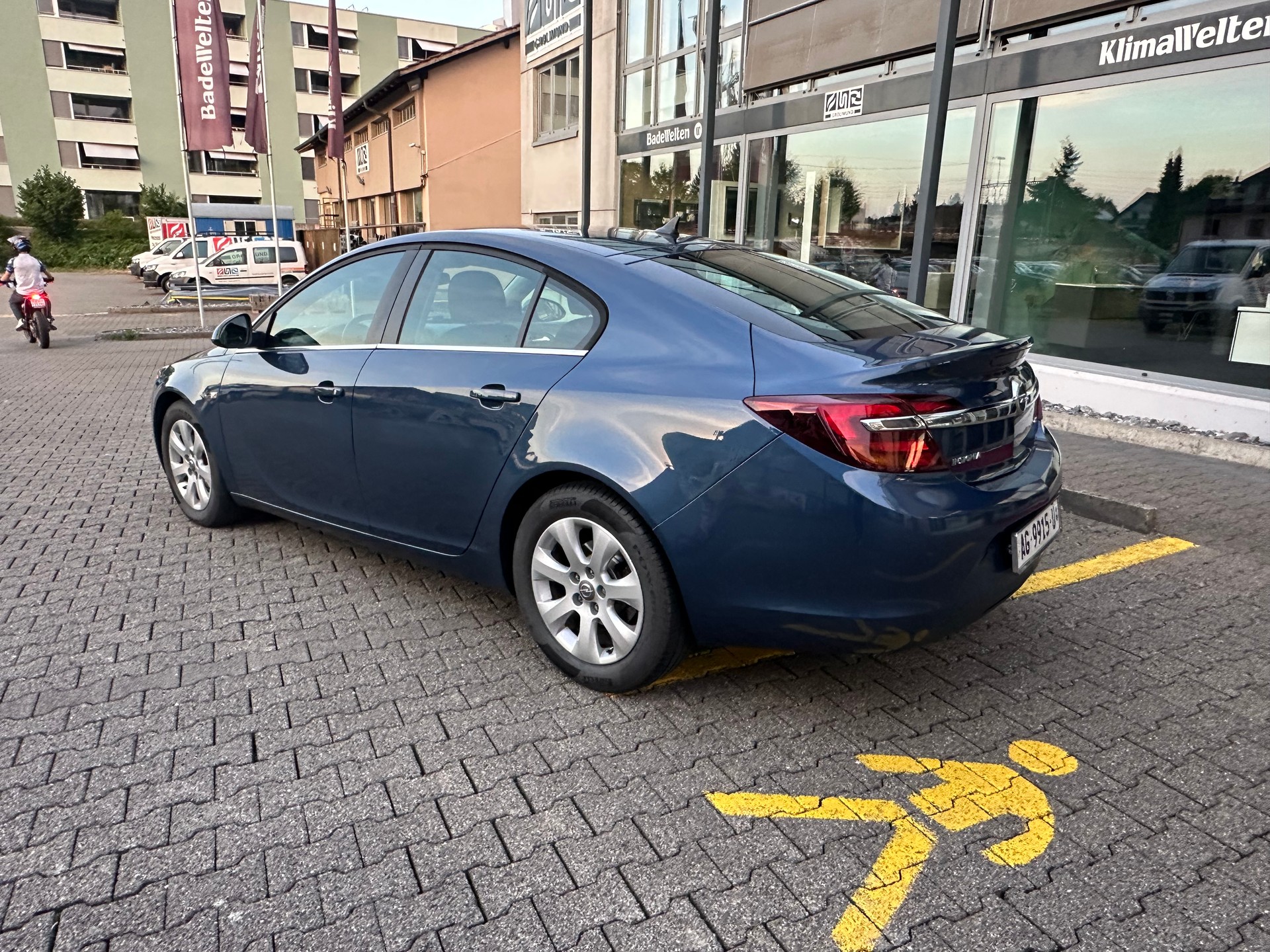 OPEL Insignia 1.6 CDTI ecoFlex Edition-image-2