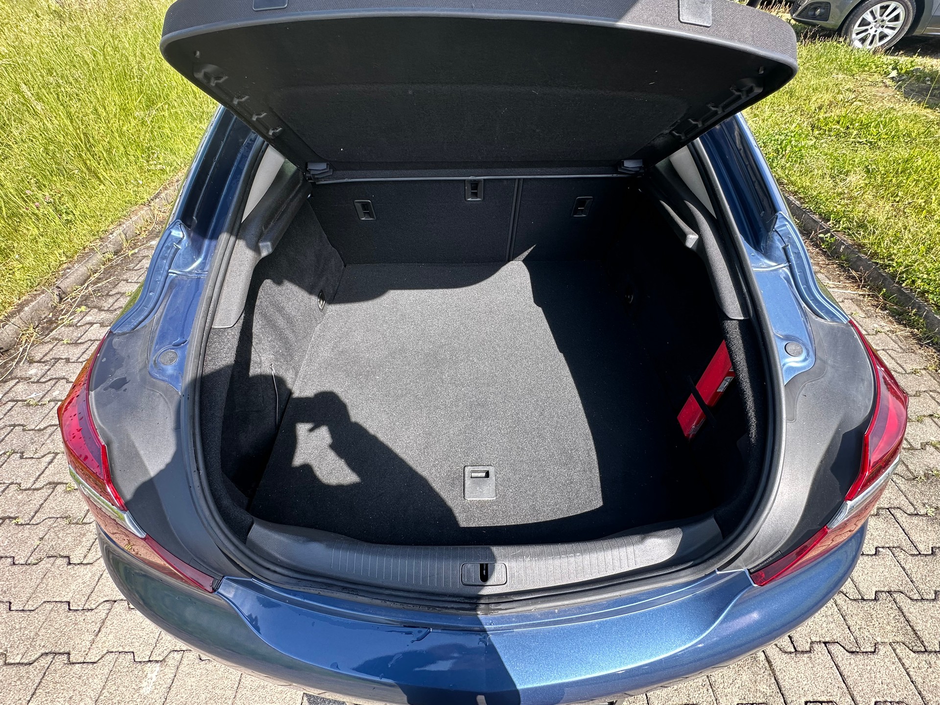 OPEL Insignia 1.6 CDTI ecoFlex Edition-image-10