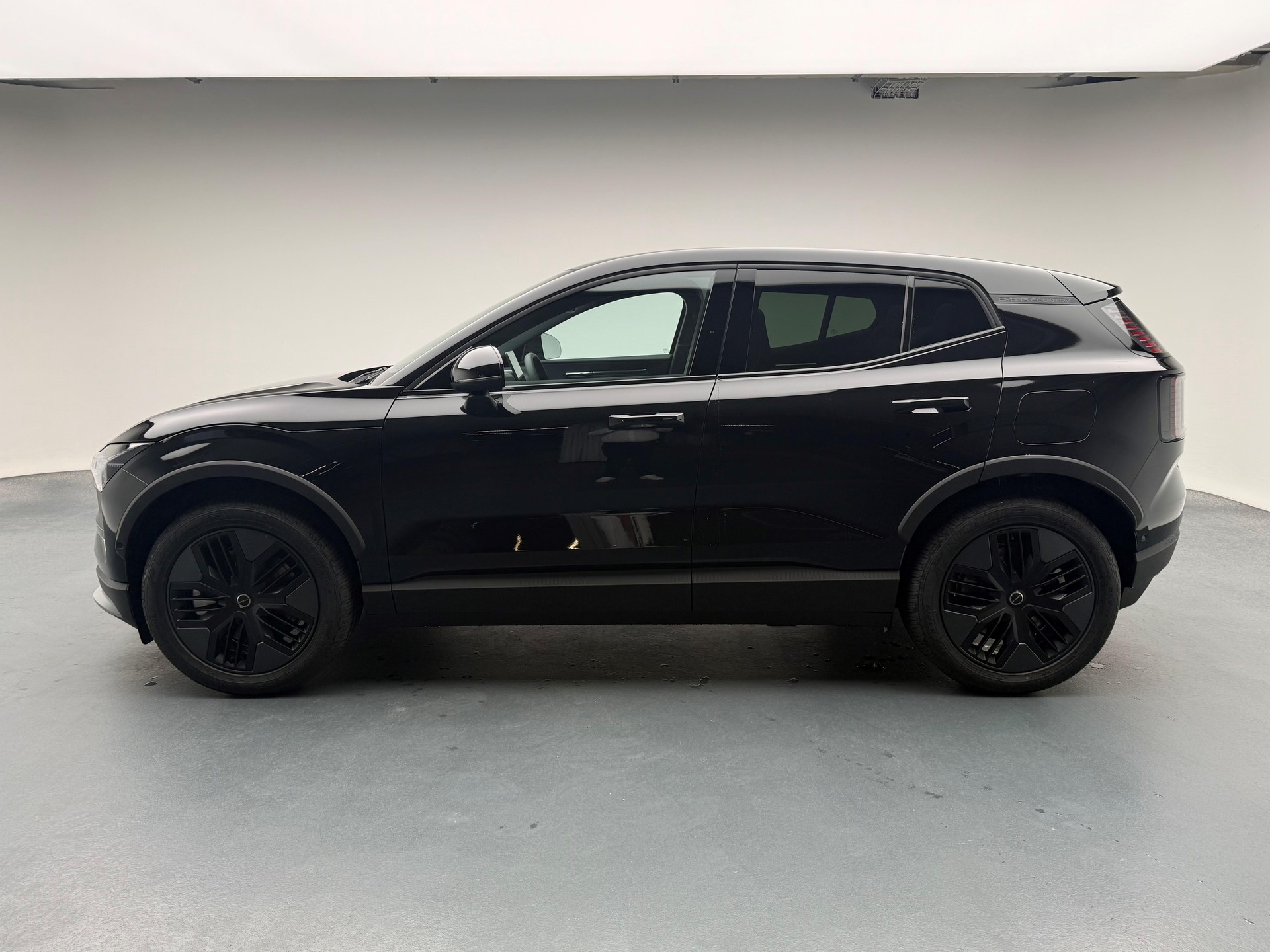 VOLVO EX30 CC E60 Twin Performance AWD-image-1