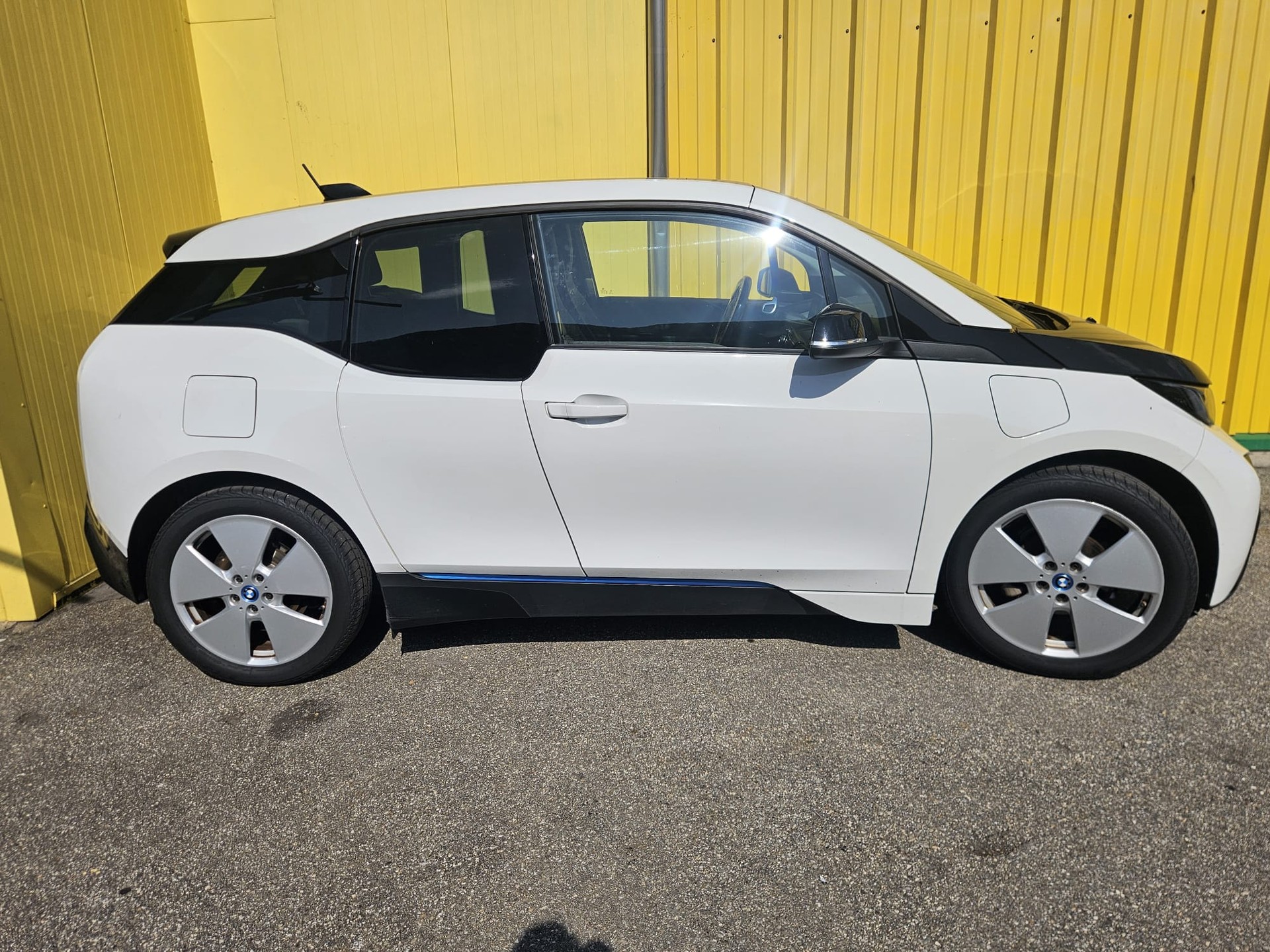 BMW i3 (60Ah) Range Extender-image-2