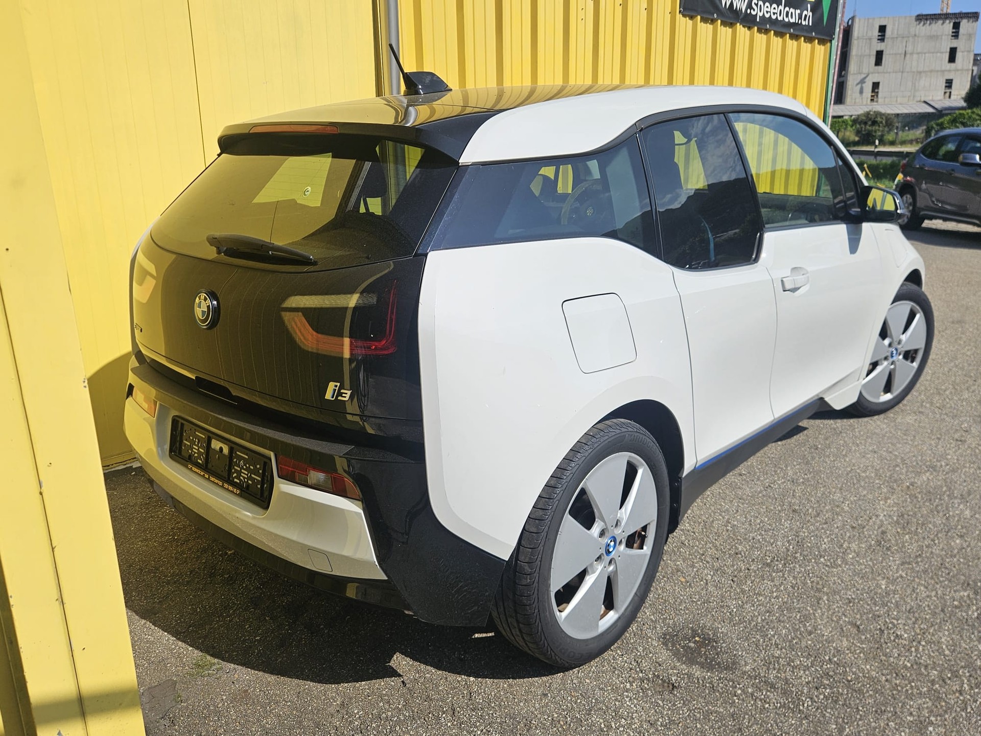 BMW i3 (60Ah) Range Extender-image-1