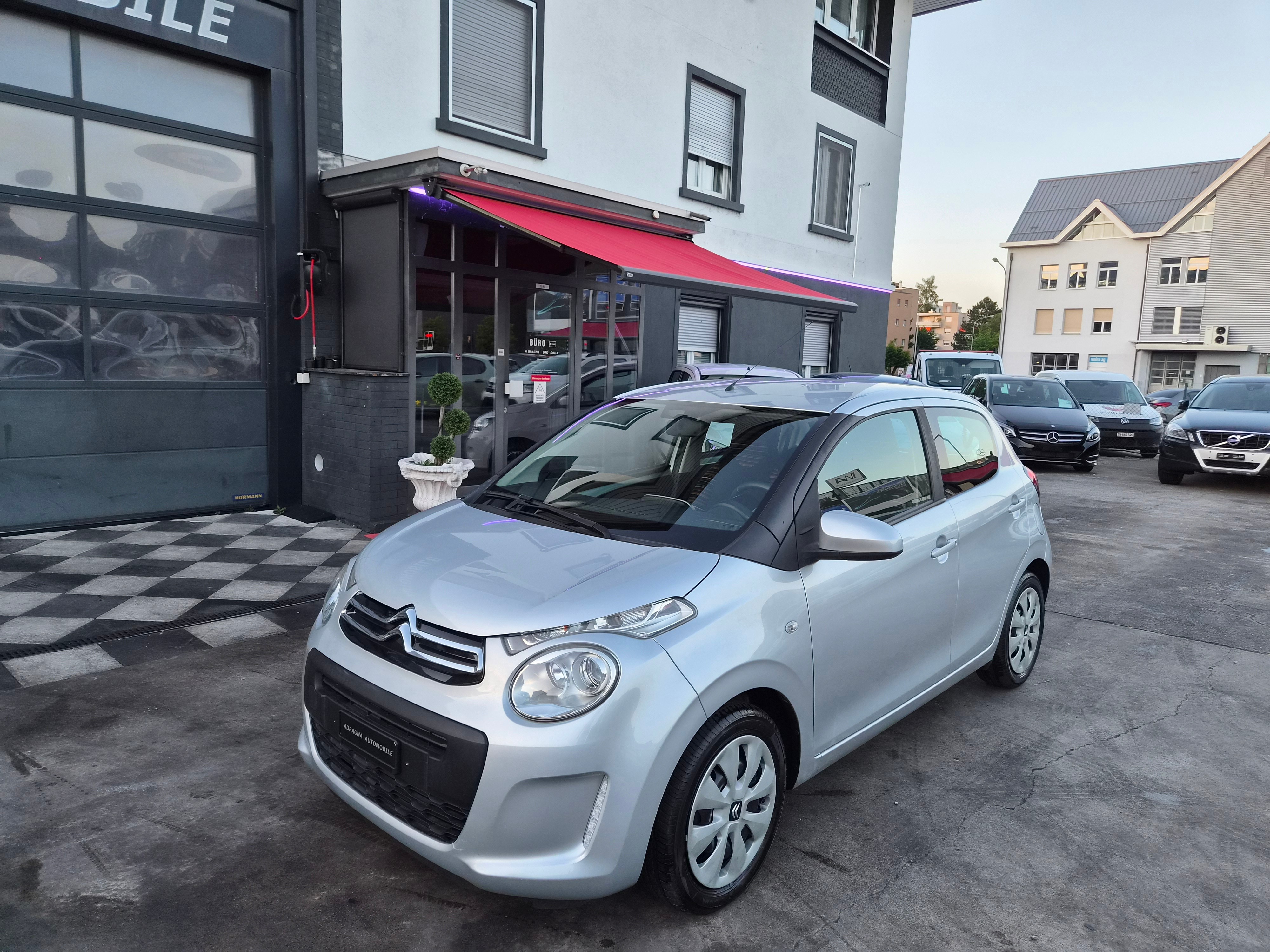 Car photo