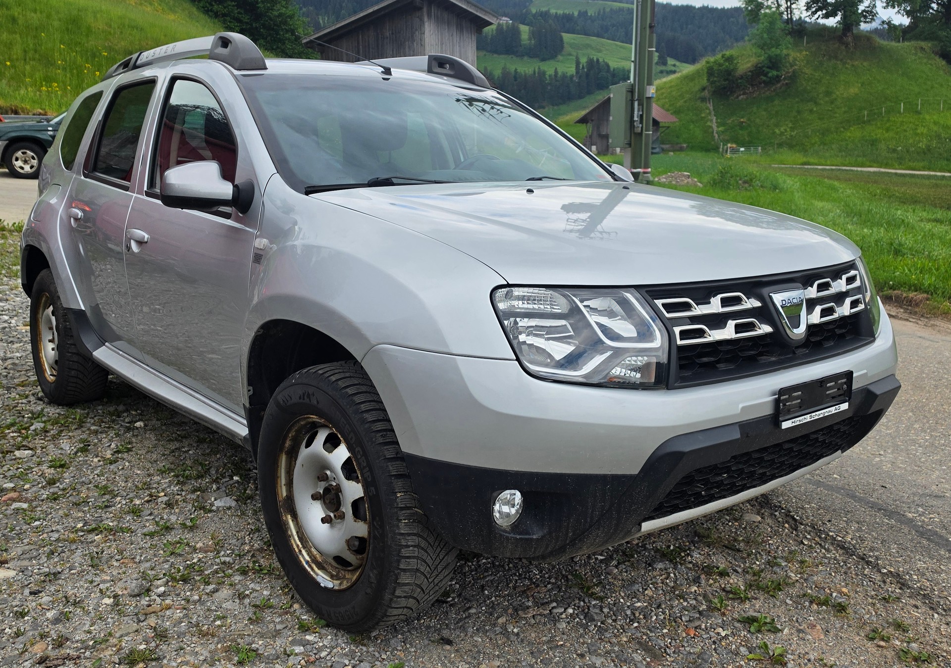 DACIA Duster 1.5 dCi Celebration 4x4-image-1