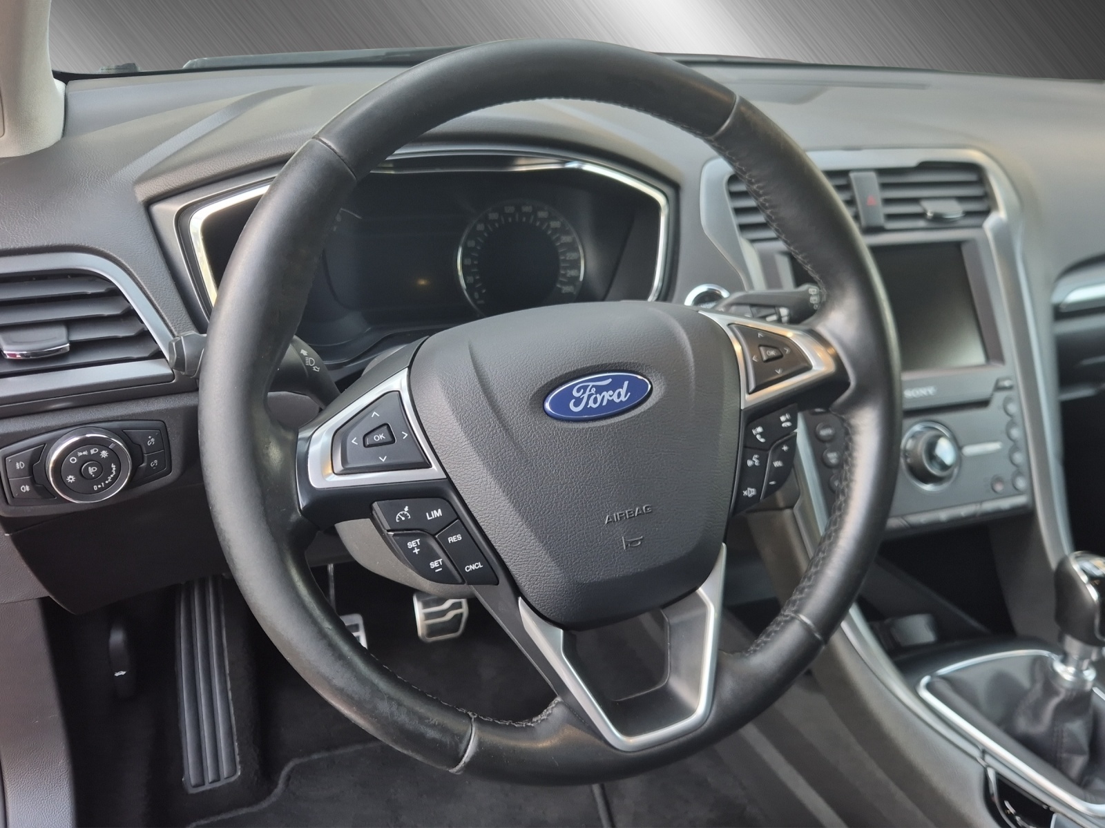 FORD Mondeo 2.0 TDCi 150 Titanium 4x4-image-9