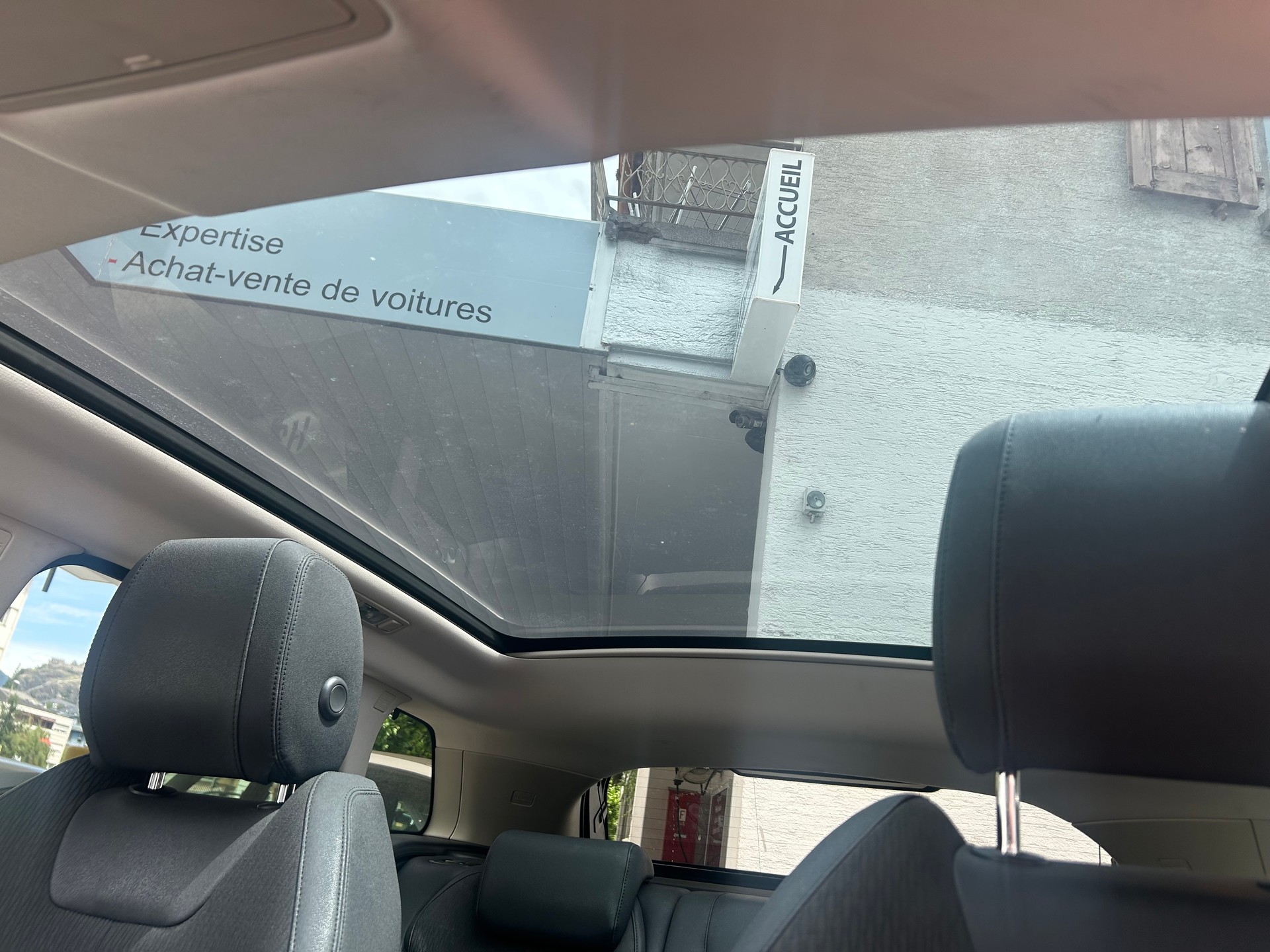 LAND ROVER Range Rover Evoque 2.0 TD4 SE AT9-image-10
