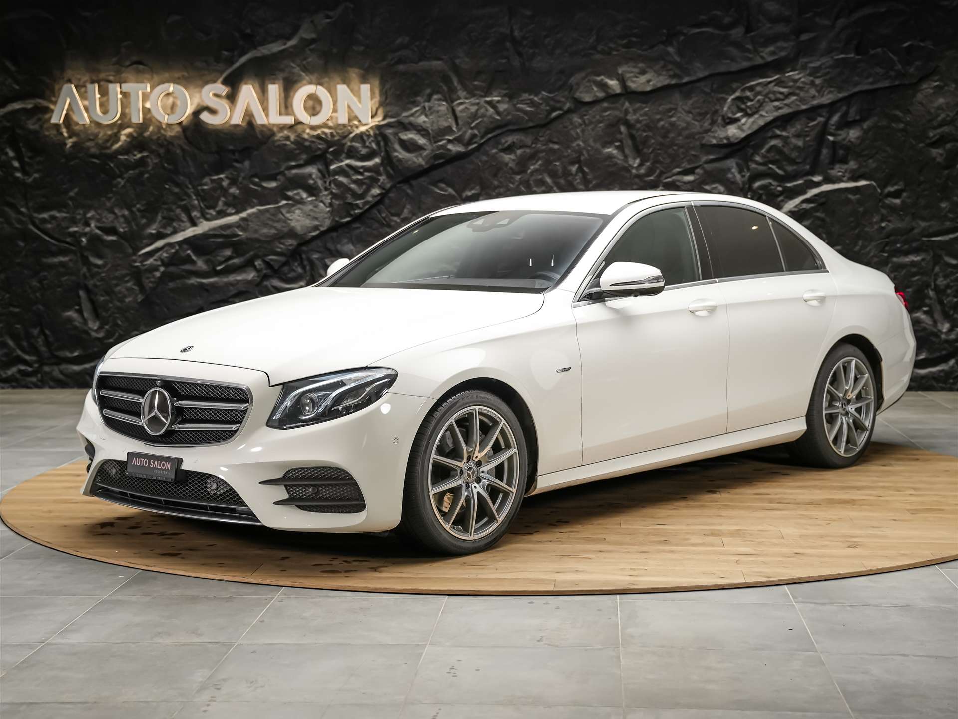 MERCEDES-BENZ E 220 d AMG Line 9G-Tronic *Facelift*Multibeam LED*ACC*360° Kamera*-image-0