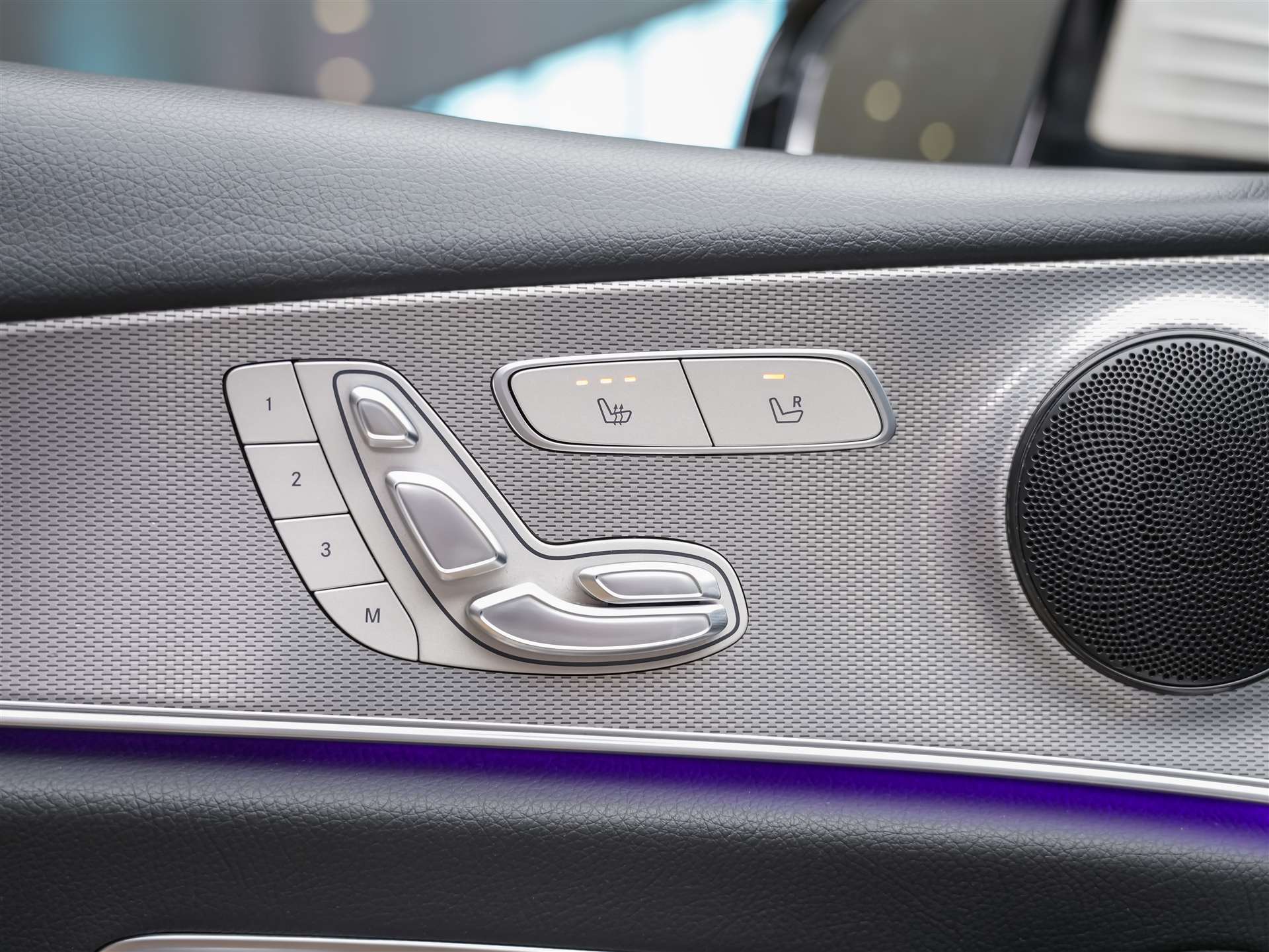MERCEDES-BENZ E 220 d AMG Line 9G-Tronic *Facelift*Multibeam LED*ACC*360° Kamera*-image-21