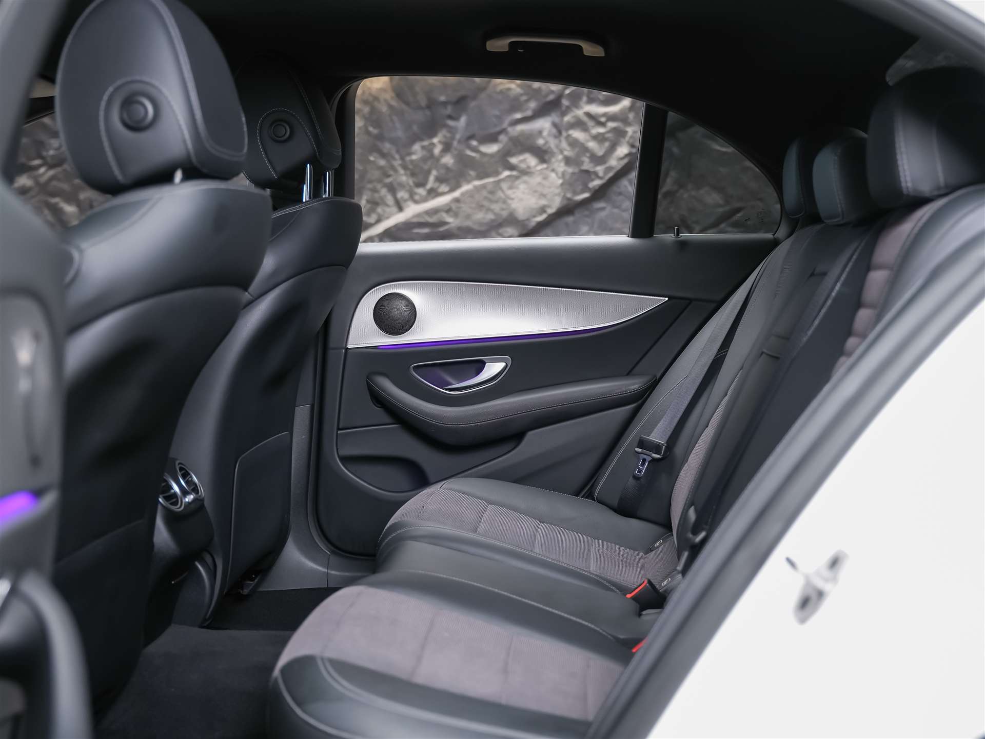 MERCEDES-BENZ E 220 d AMG Line 9G-Tronic *Facelift*Multibeam LED*ACC*360° Kamera*-image-10