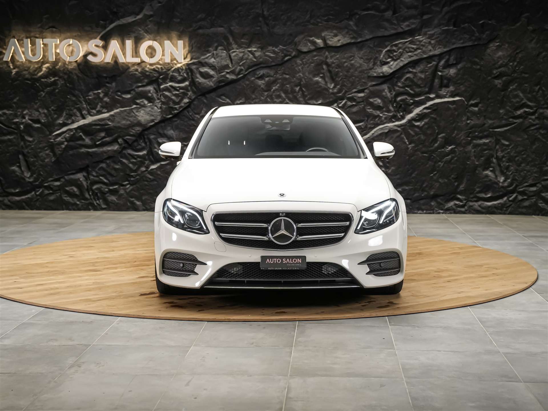 MERCEDES-BENZ E 220 d AMG Line 9G-Tronic *Facelift*Multibeam LED*ACC*360° Kamera*-image-6