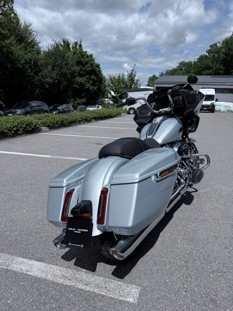 HARLEY-DAVIDSON FLTRX Road Glide 117-showroom-element-2