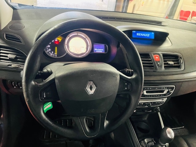 RENAULT Mégane 1.6 16V Expression-image-13