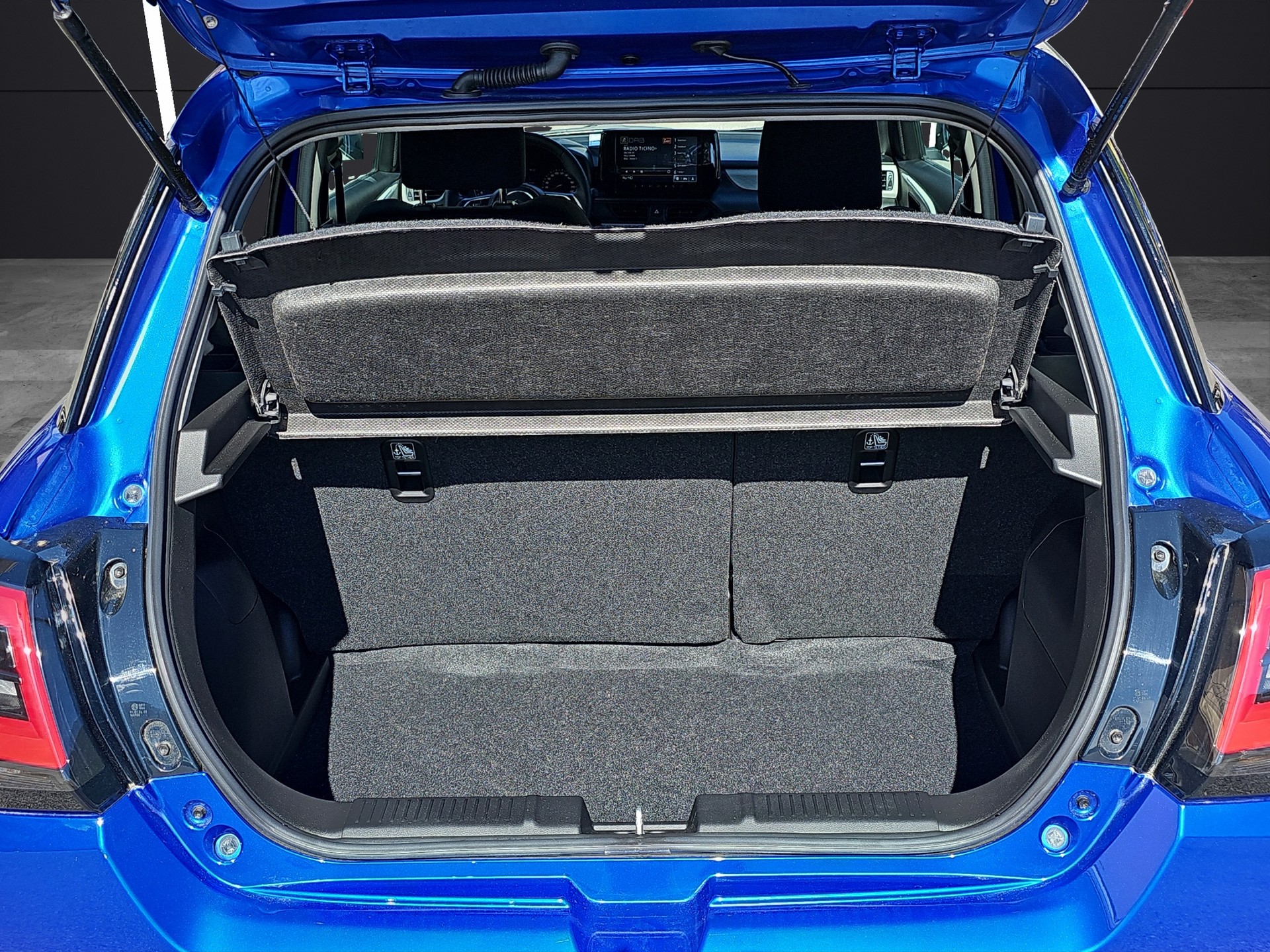 SUZUKI Swift 1.2 1st Edition Hybrid 4x4 MY24-image-12