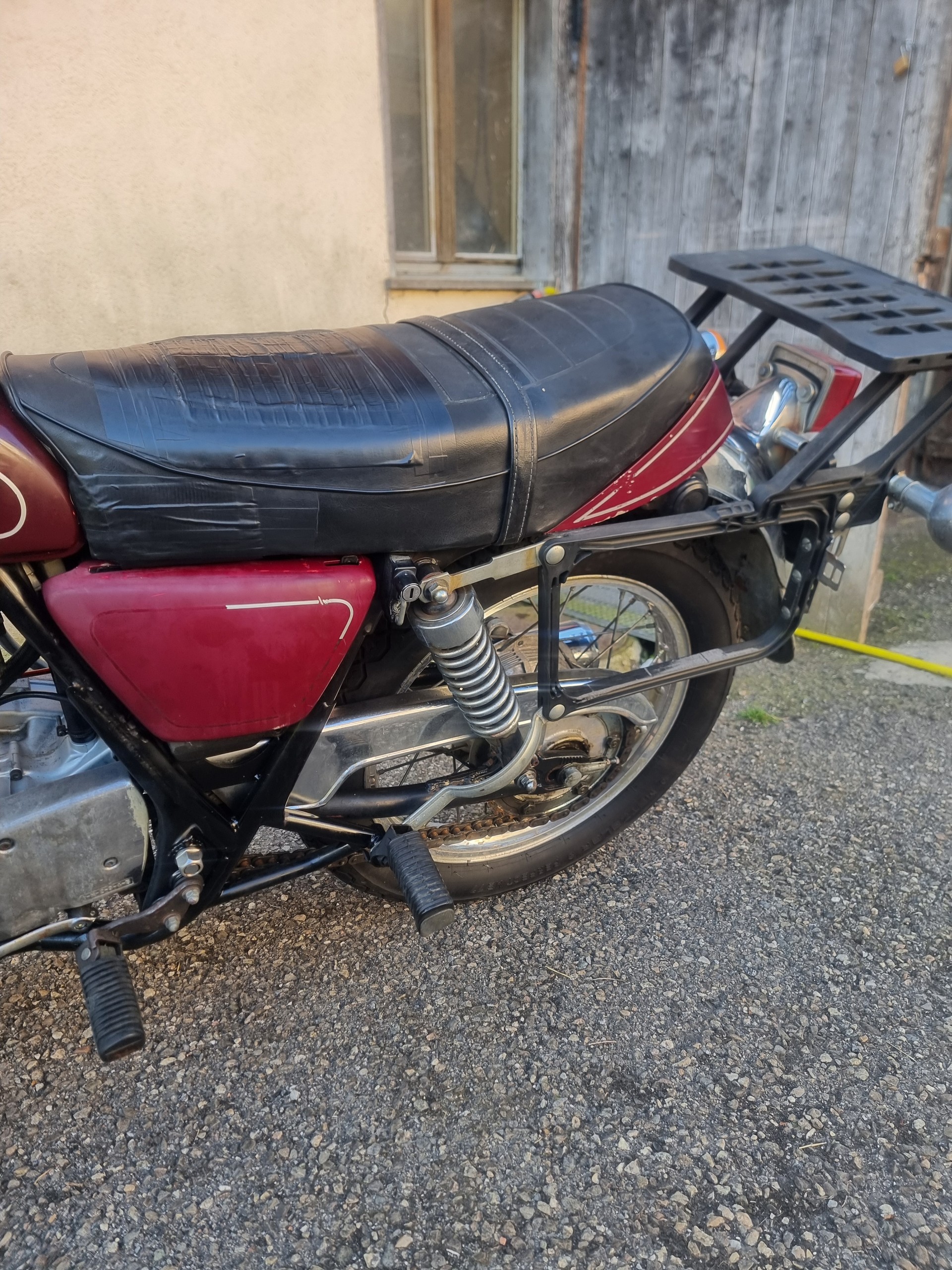 YAMAHA SR 500-image-2