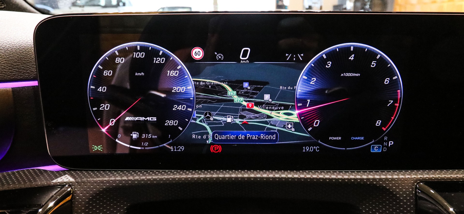 MERCEDES-BENZ A 35 AMG 4Matic 8G-DCT-image-14