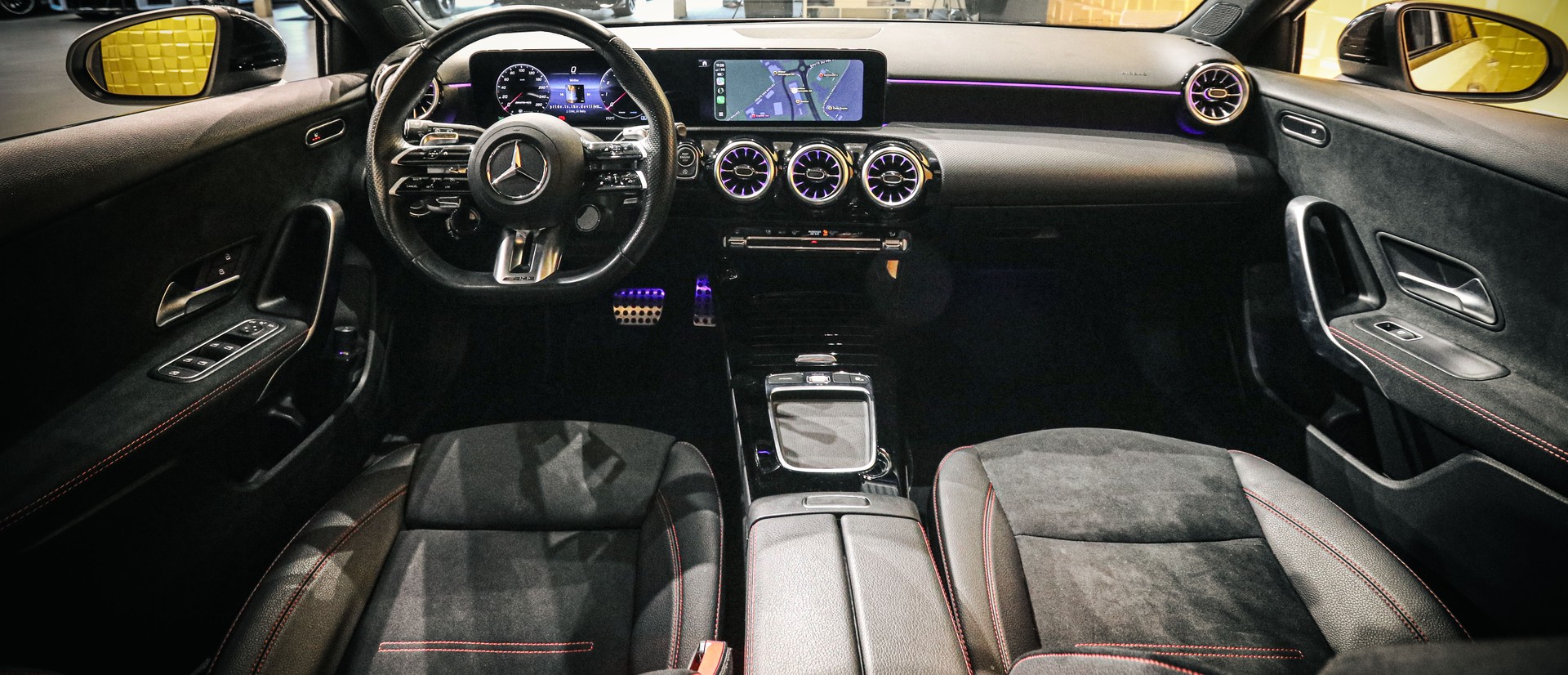 MERCEDES-BENZ A 35 AMG 4Matic 8G-DCT-image-12