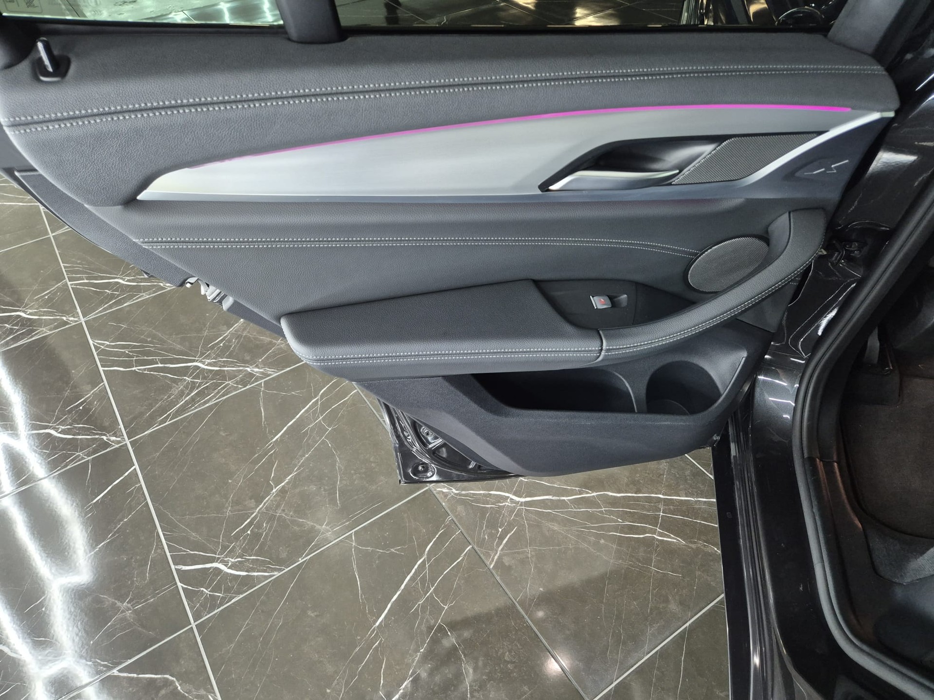 BMW X3 xDrive M40i Steptronic-image-23
