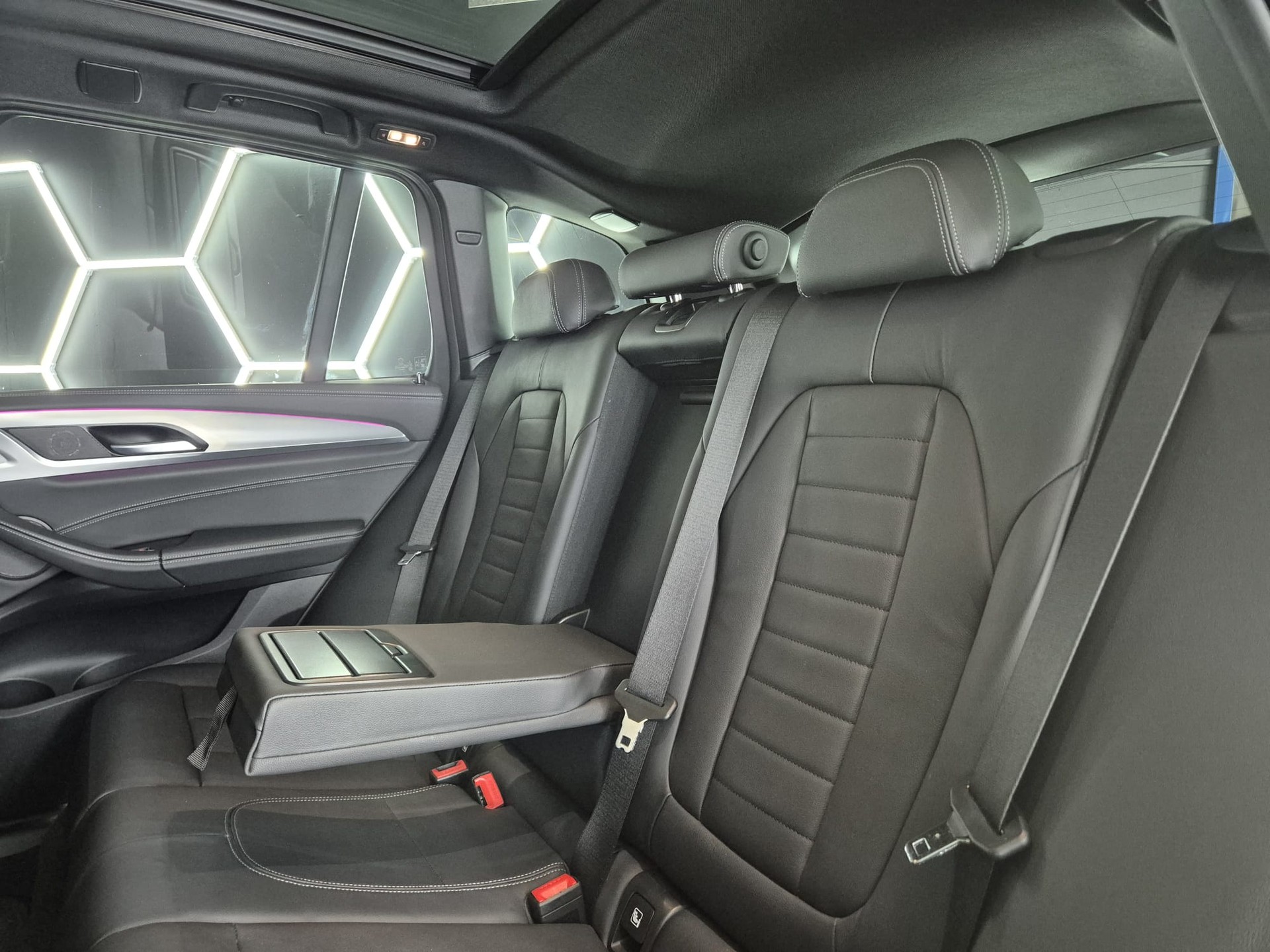 BMW X3 xDrive M40i Steptronic-image-21