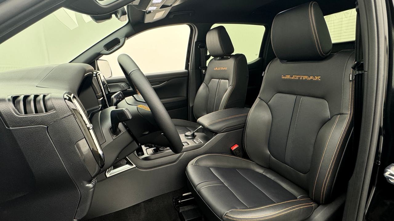 FORD Ranger Wildtrak 2.3 EcoBoost e-4WD PHEV-image-4