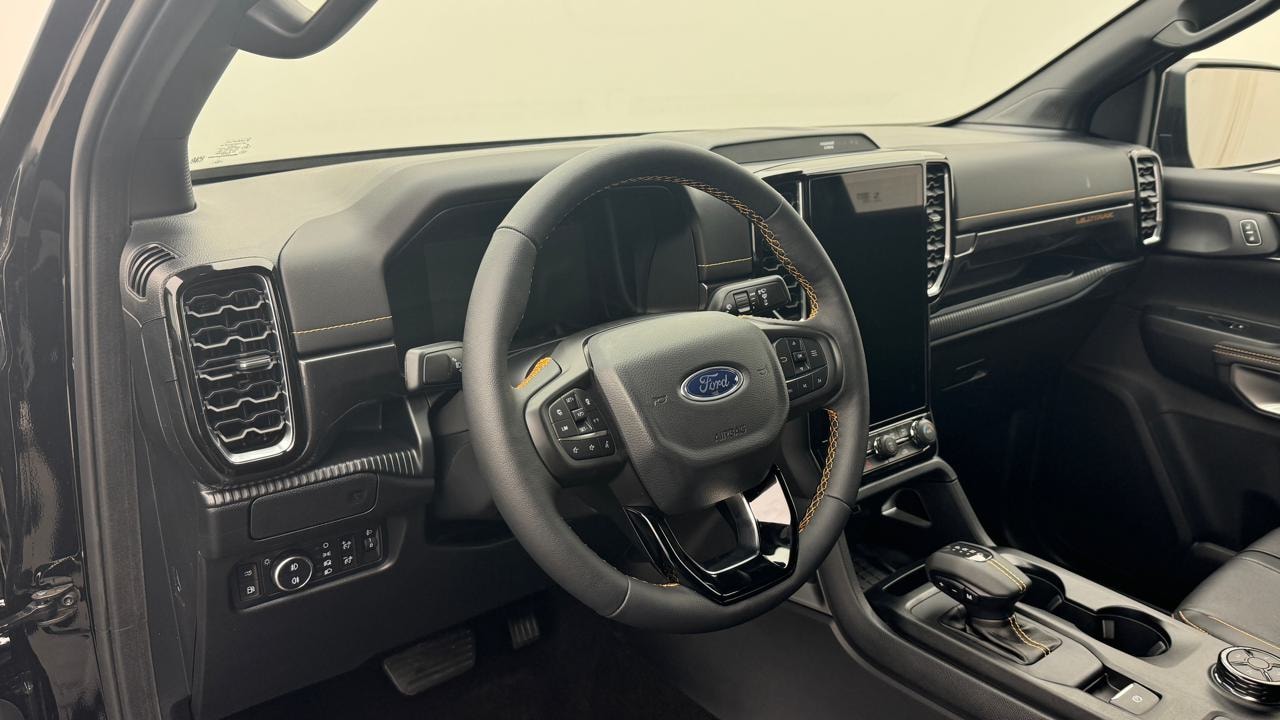 FORD Ranger Wildtrak 2.3 EcoBoost e-4WD PHEV-image-6