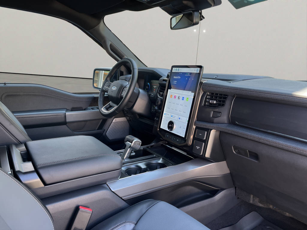 FORD F-150 Lightning DKab.Pick-up 98 kWh Lariat Launch Edition 4x4-image-7