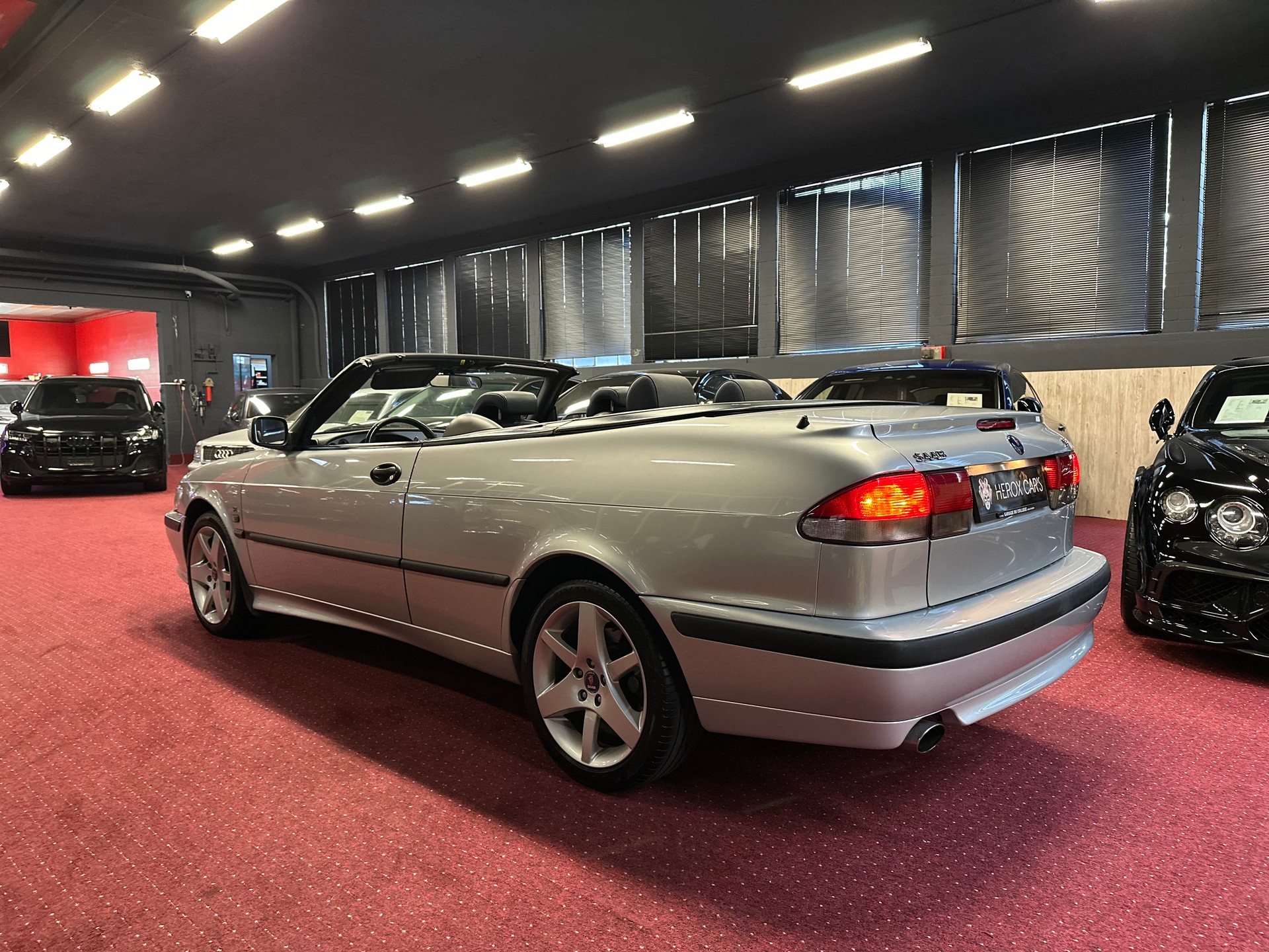 SAAB 9-3 2.0i-16 Turbo SE / ** Frisch ab MFK + Service / Neuwertiger Liebhaber Zustand **-image-12