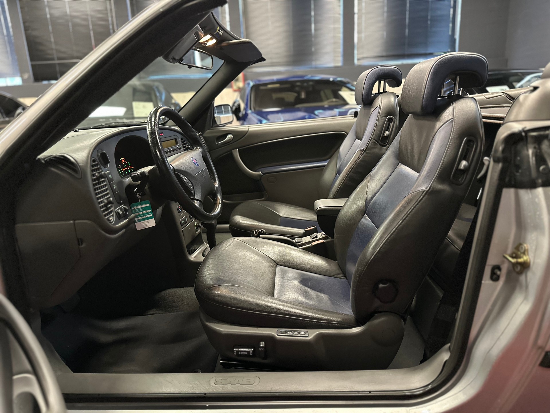 SAAB 9-3 2.0i-16 Turbo SE / ** Frisch ab MFK + Service / Neuwertiger Liebhaber Zustand **-image-14