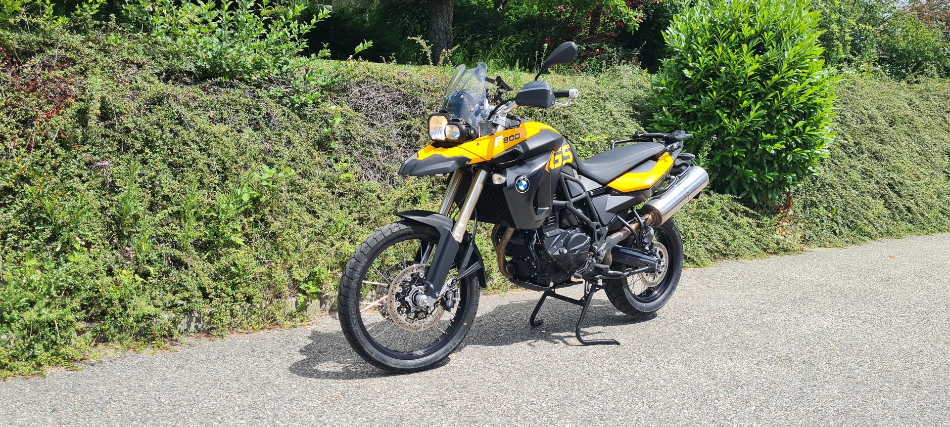 BMW F 800 GS-image-1