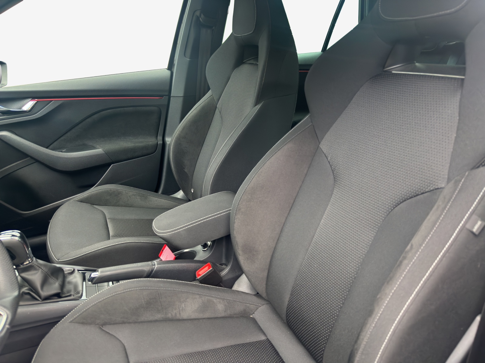 SKODA Kamiq 1.0 TSI Dynamic DSG-image-7