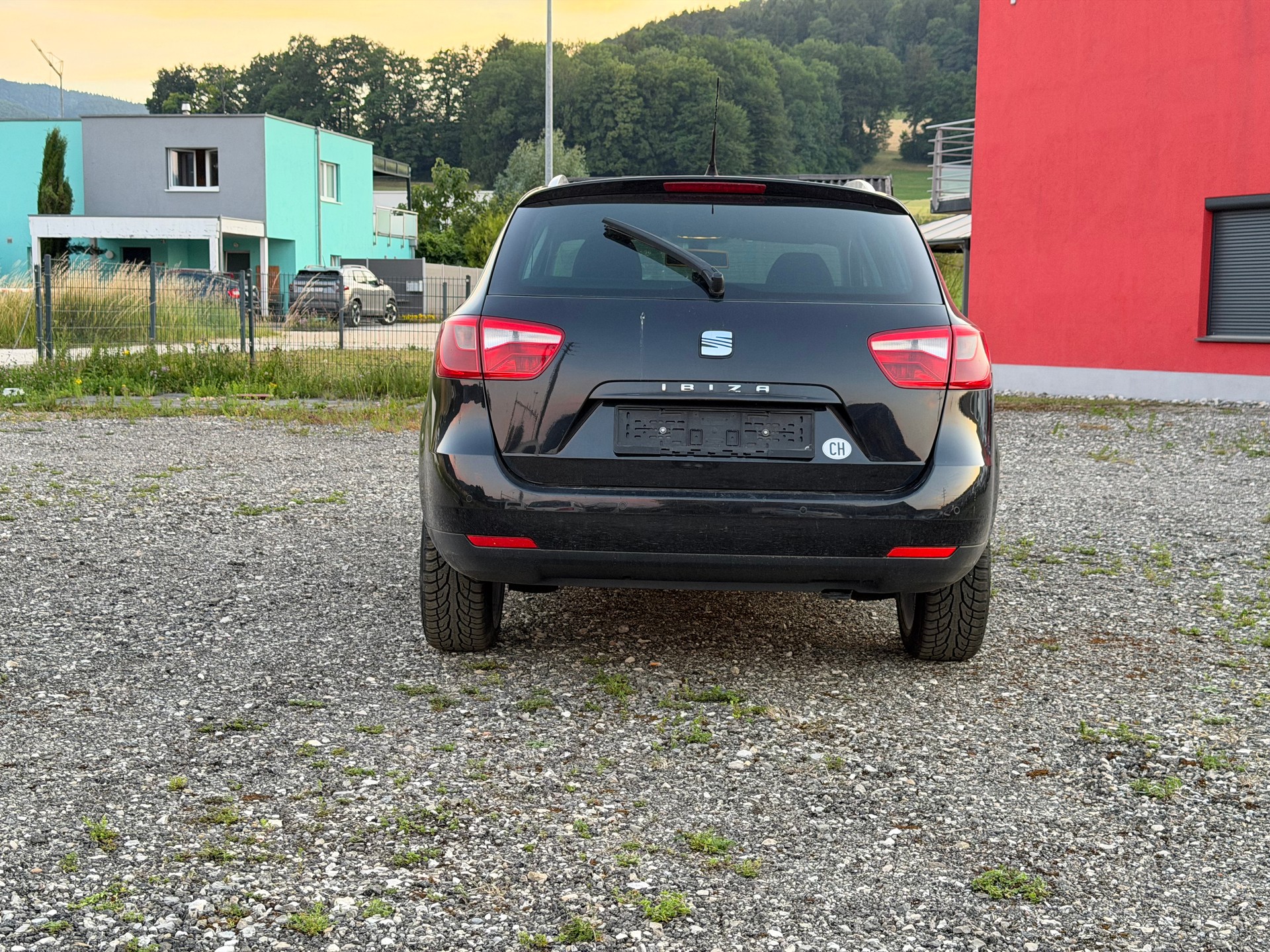 SEAT Ibiza ST 1.2 TSI Sport DSG-image-4