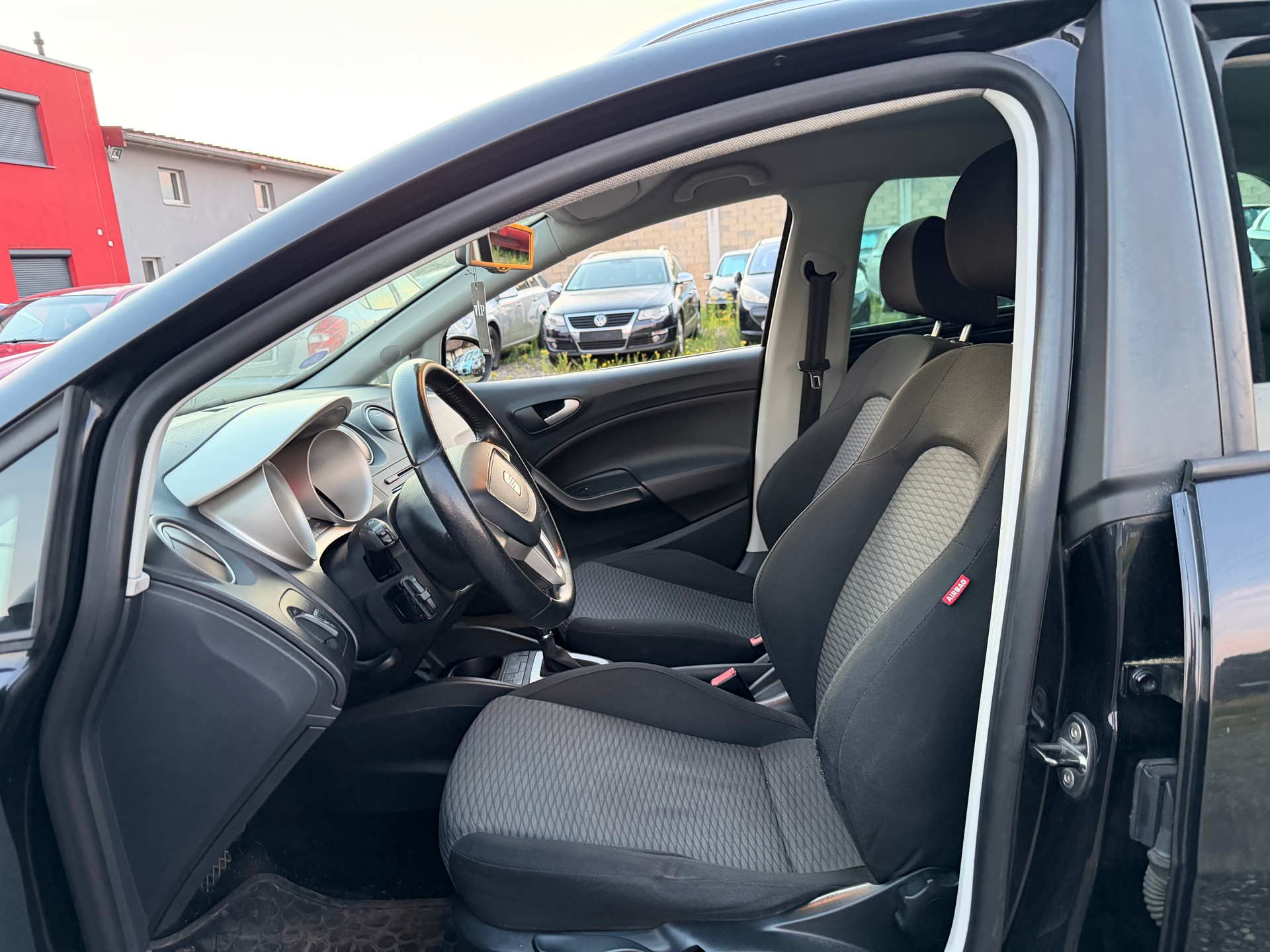 SEAT Ibiza ST 1.2 TSI Sport DSG-image-7