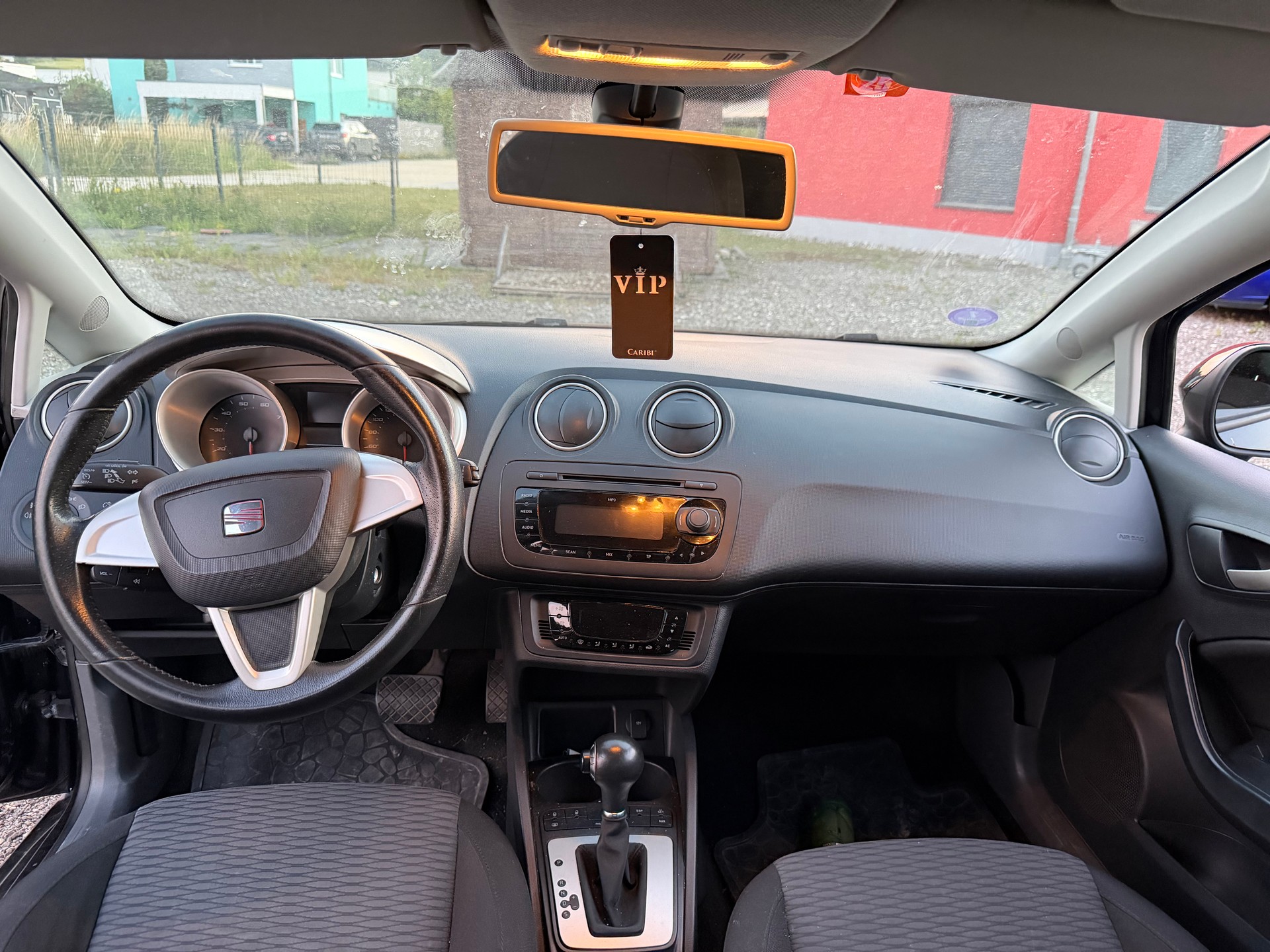 SEAT Ibiza ST 1.2 TSI Sport DSG-image-9