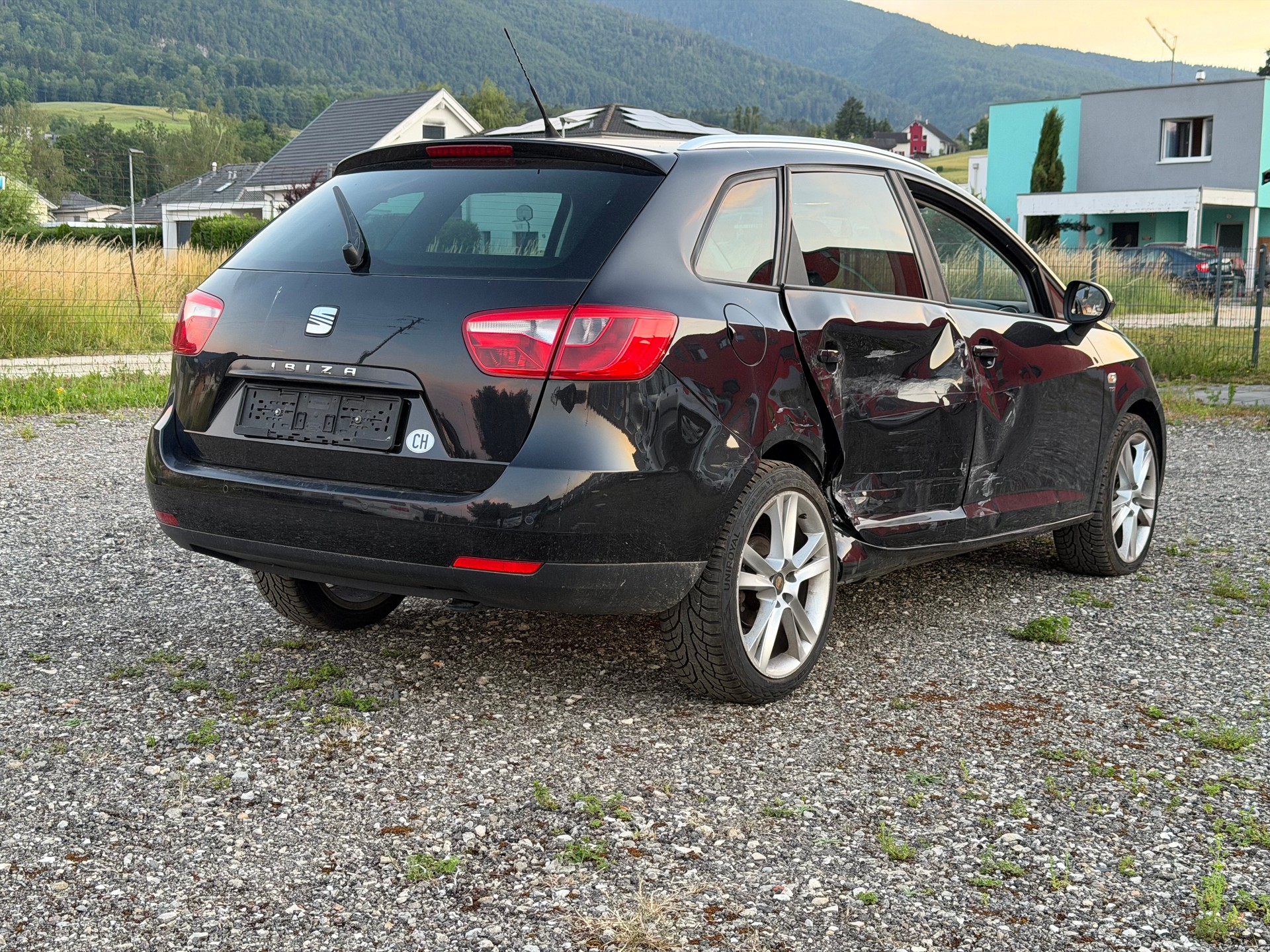 SEAT Ibiza ST 1.2 TSI Sport DSG-image-5