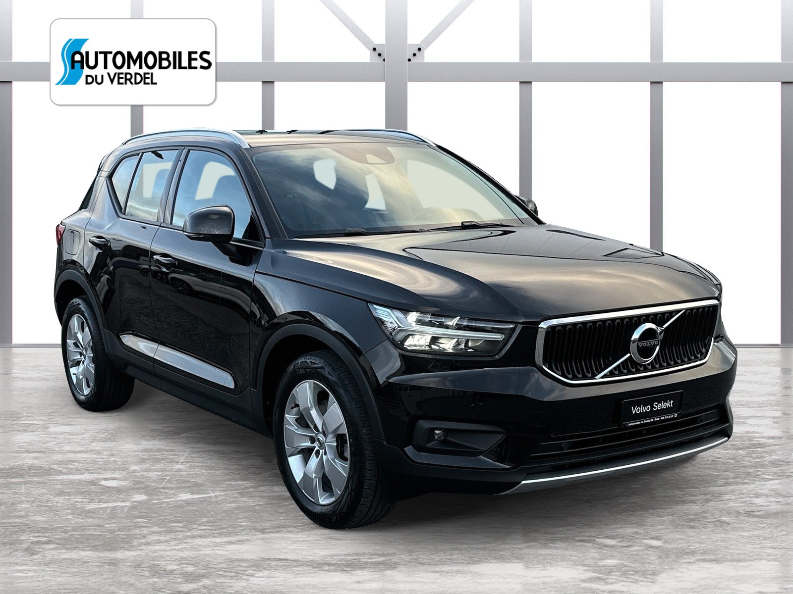 VOLVO XC40 2.0 B4 MH Momentum AWD-image-7