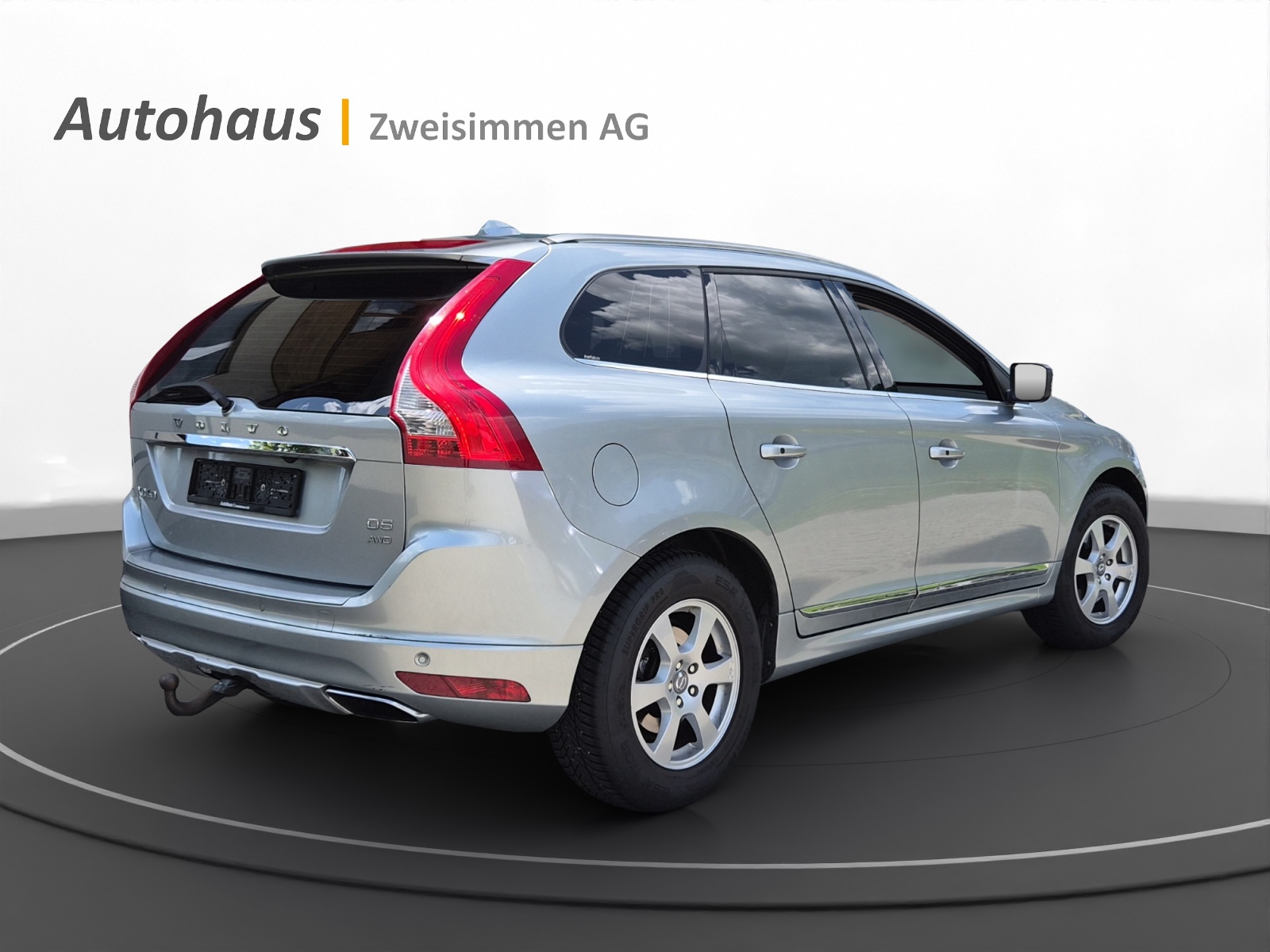 VOLVO XC60 D5 AWD Summum Geartronic-image-5