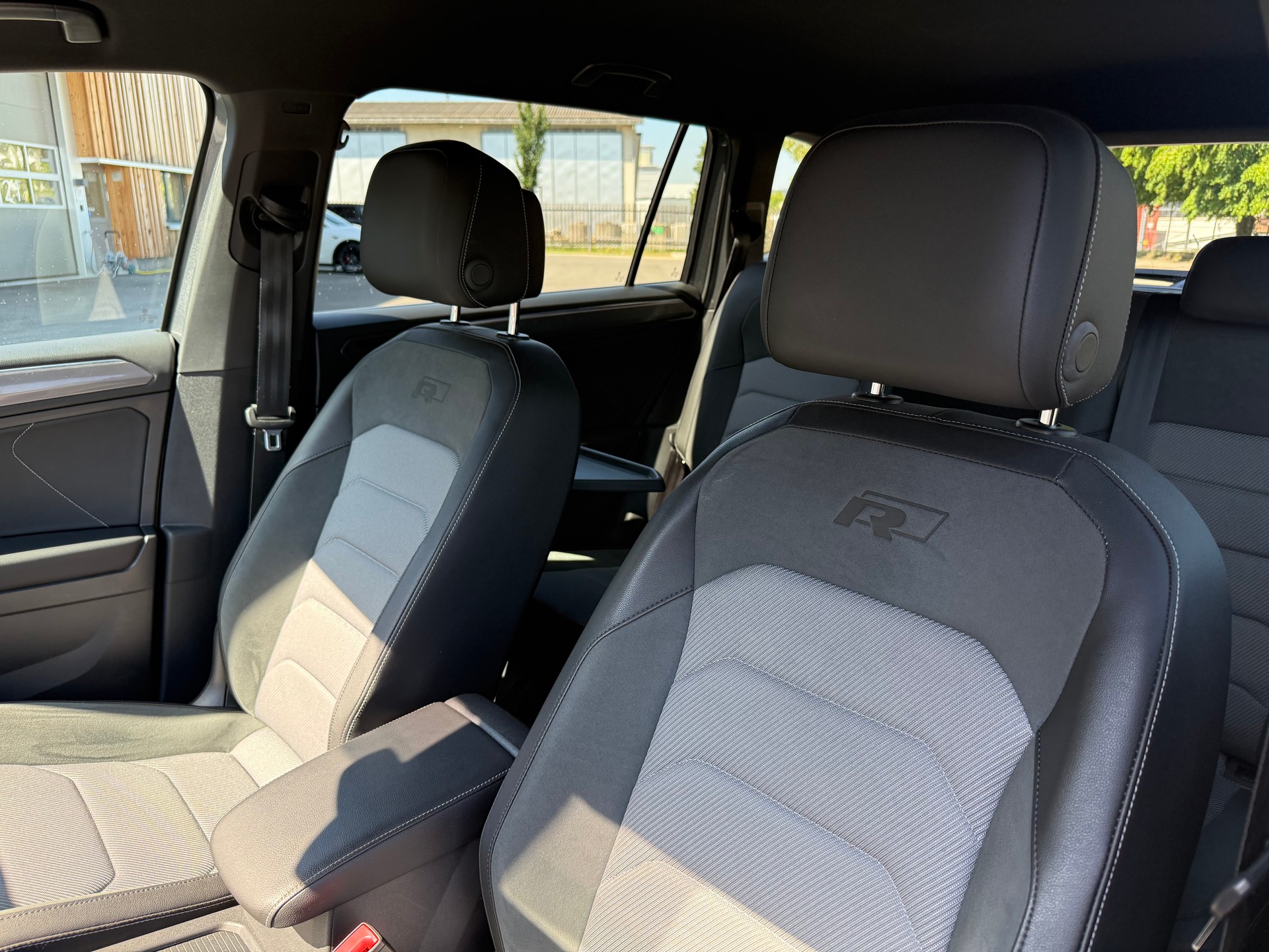 VW Tiguan Allspace 2.0 TDI SCR Highline 4Motion DSG-image-8